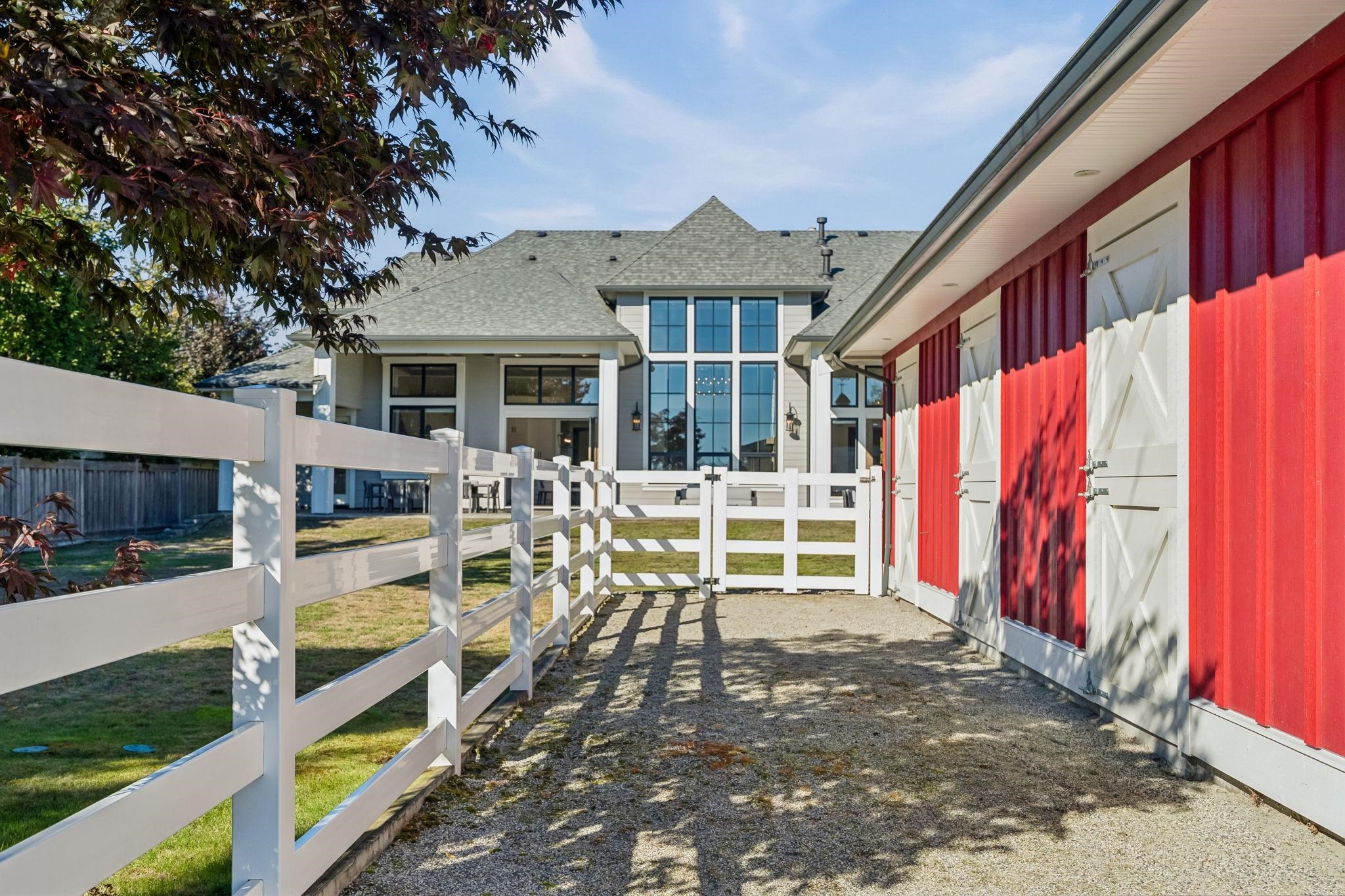 7628 STEVESTON HIGHWAY