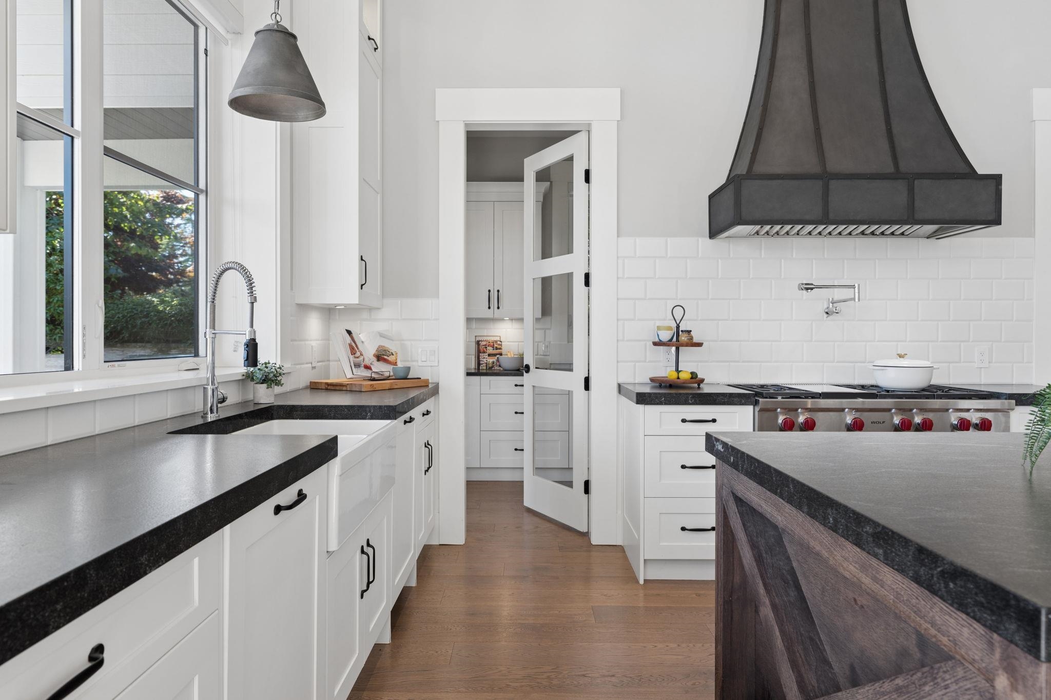 7628 STEVESTON HIGHWAY