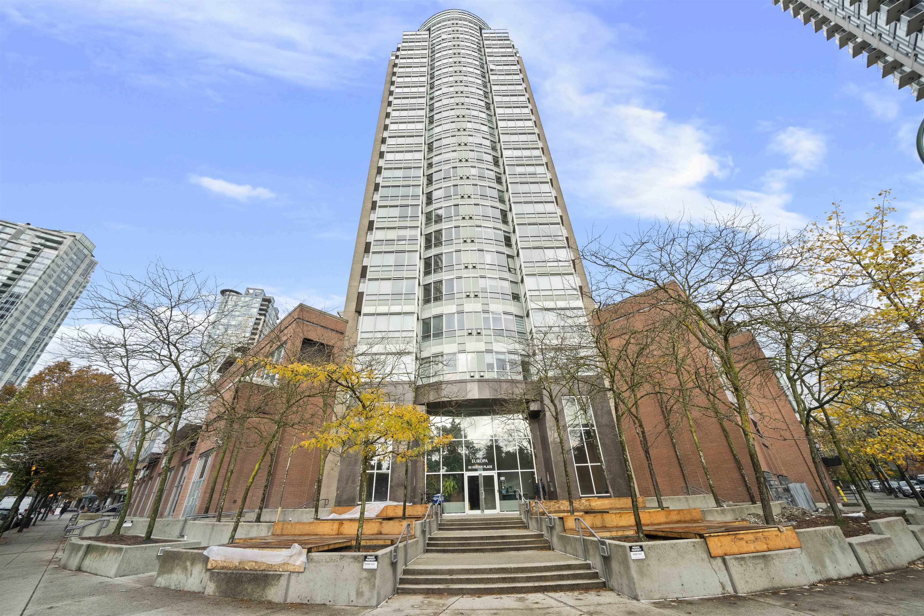 2501 63 KEEFER PLACE