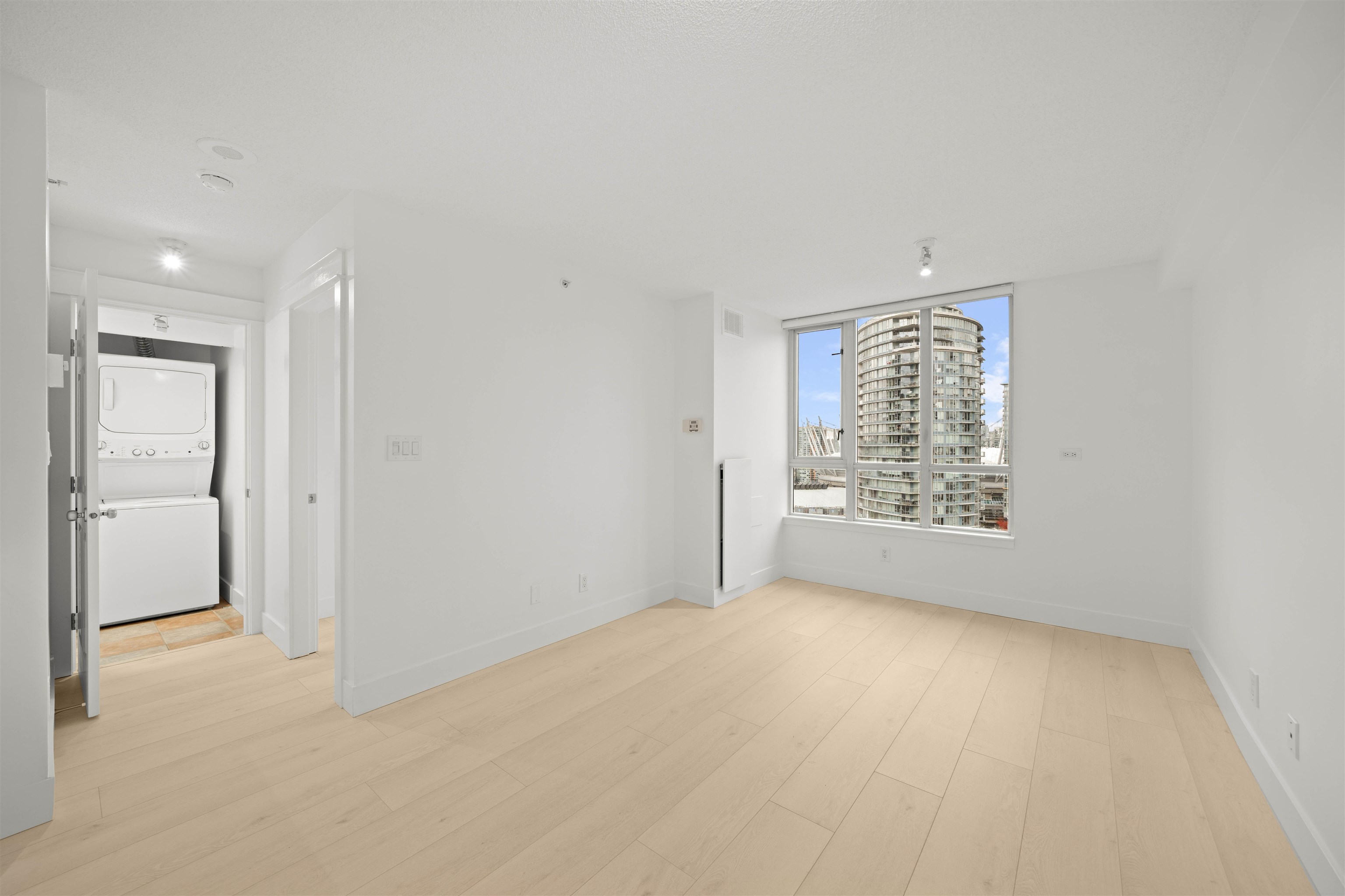 2501 63 KEEFER PLACE