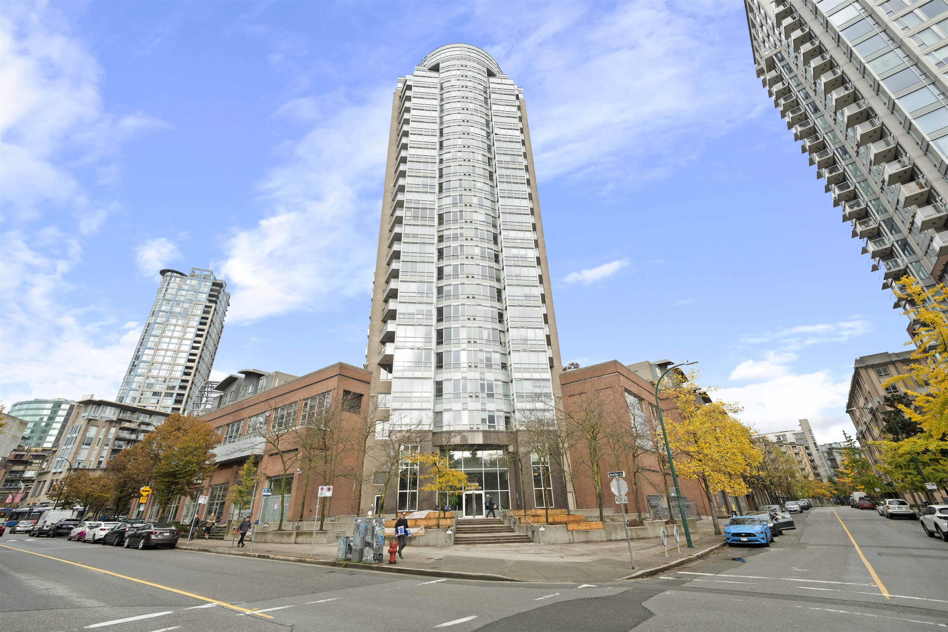 2501 63 KEEFER PLACE