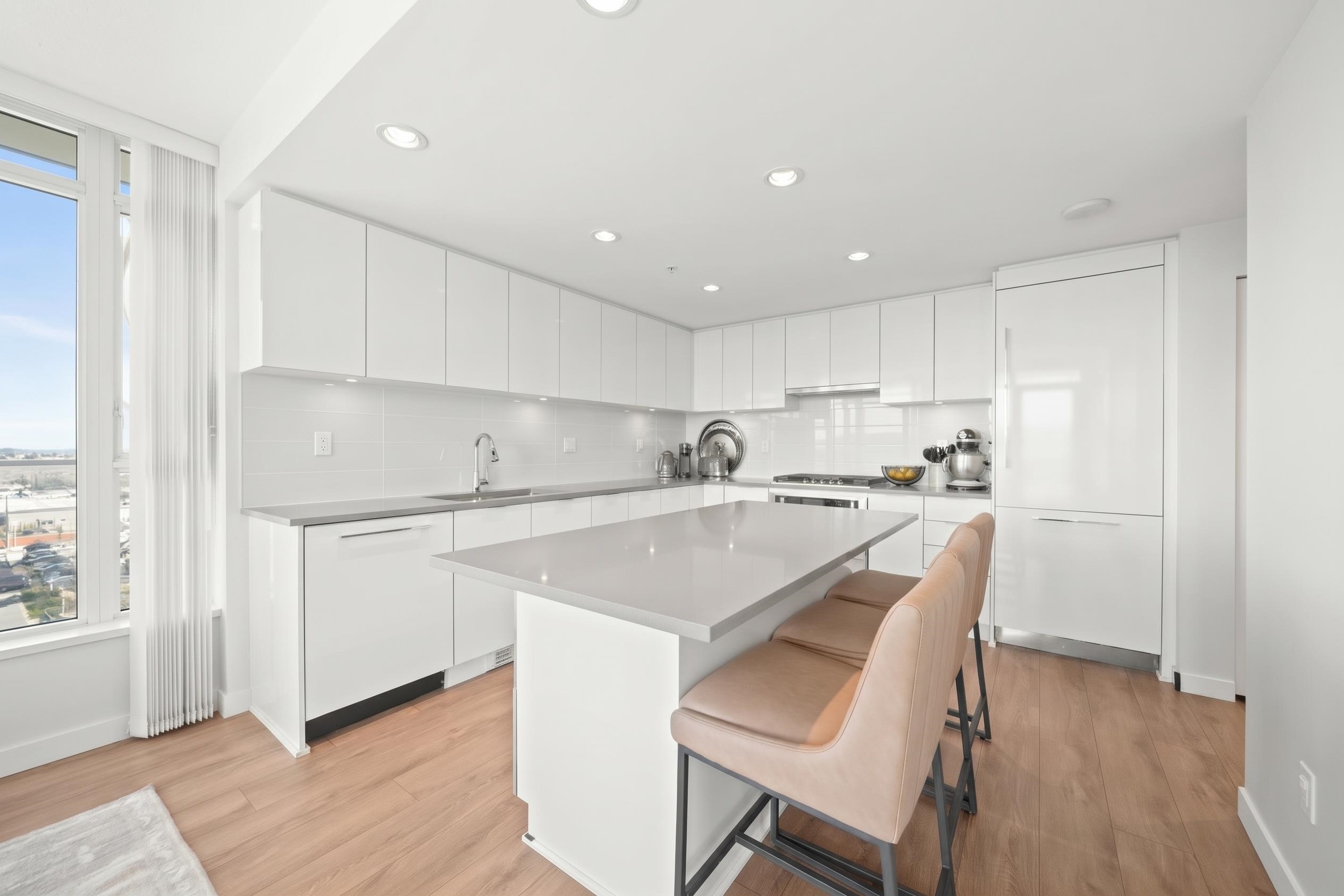 2503 2388 MADISON AVENUE