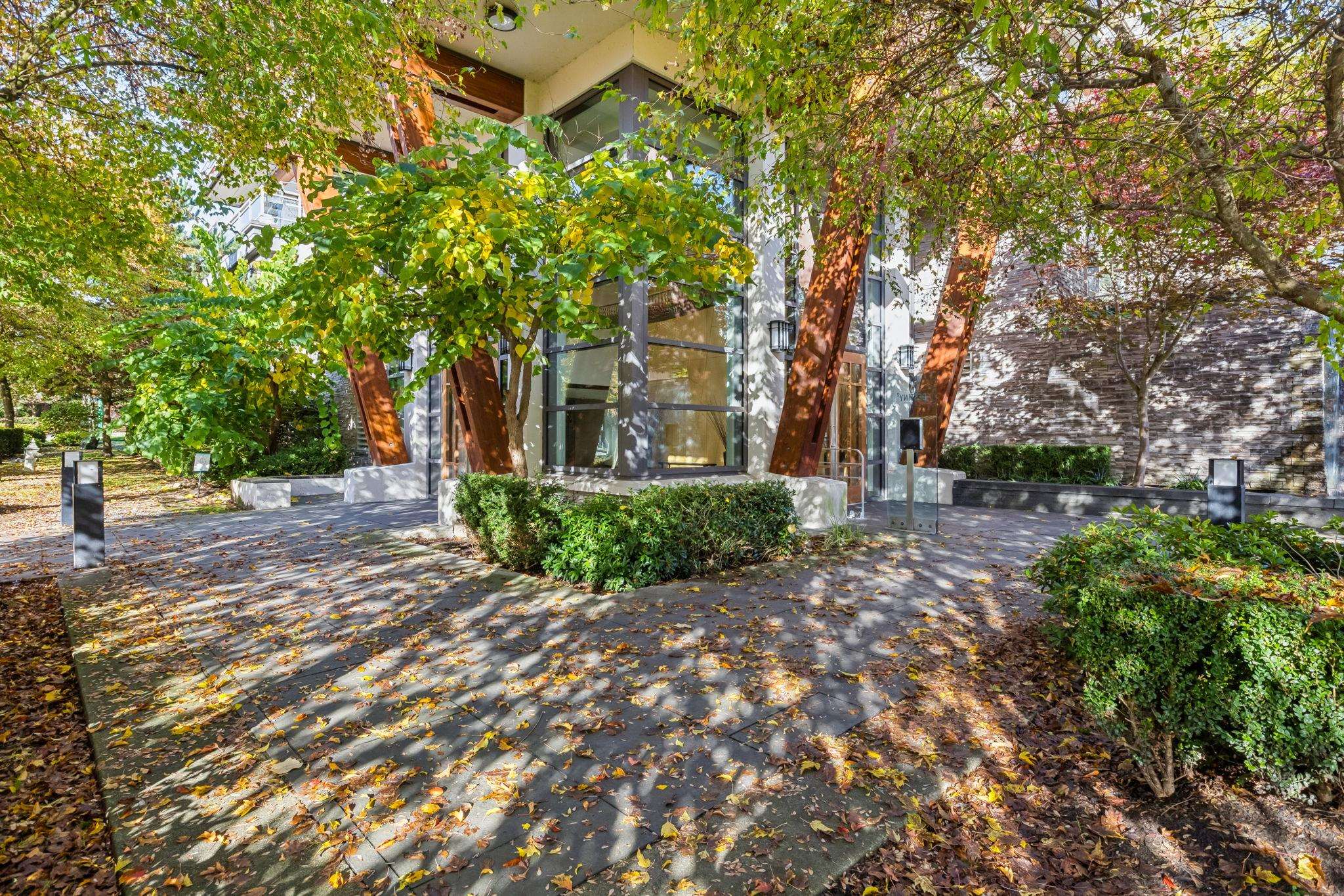 318 3602 ALDERCREST DRIVE