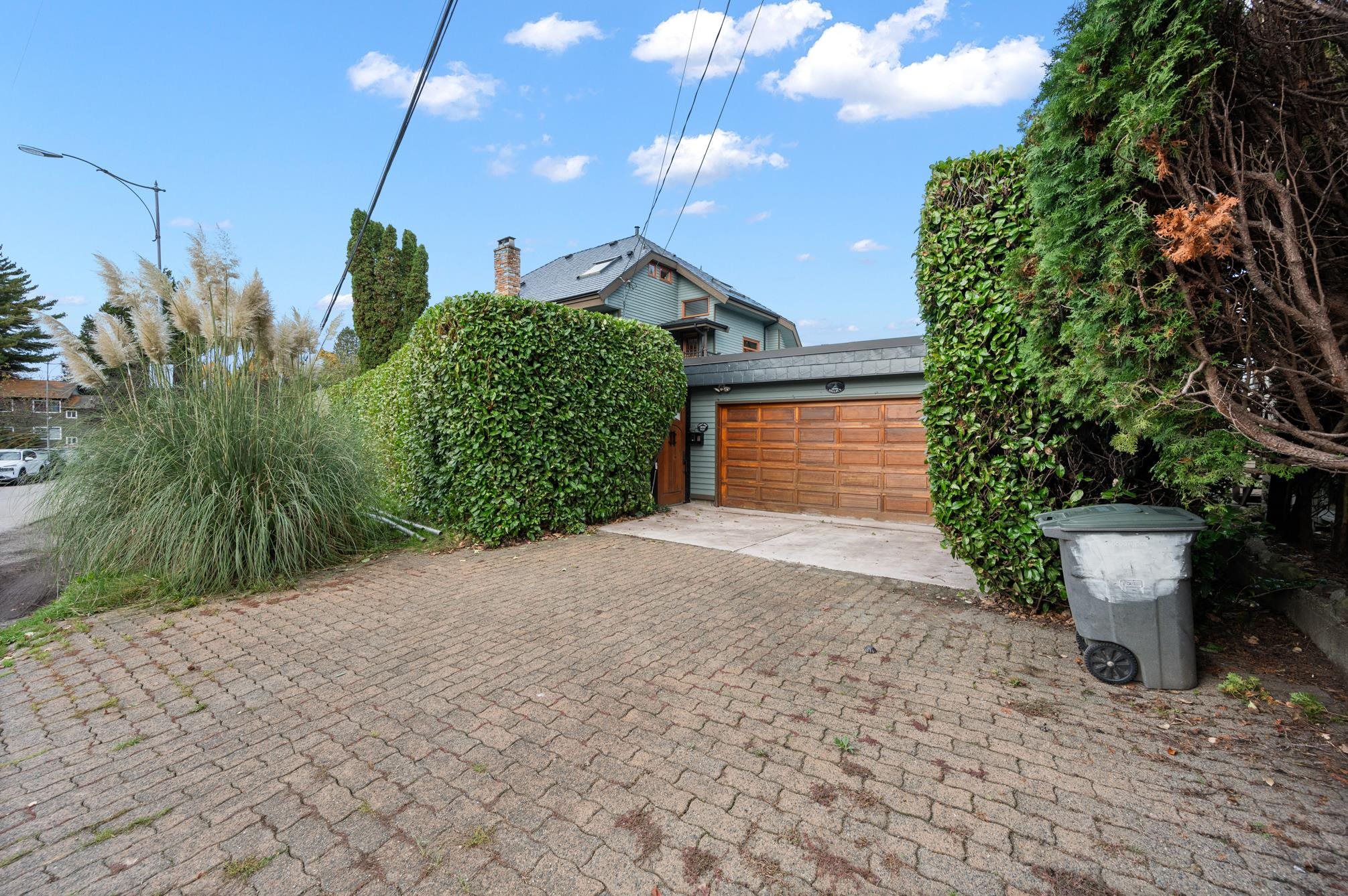 3850 POINT GREY ROAD