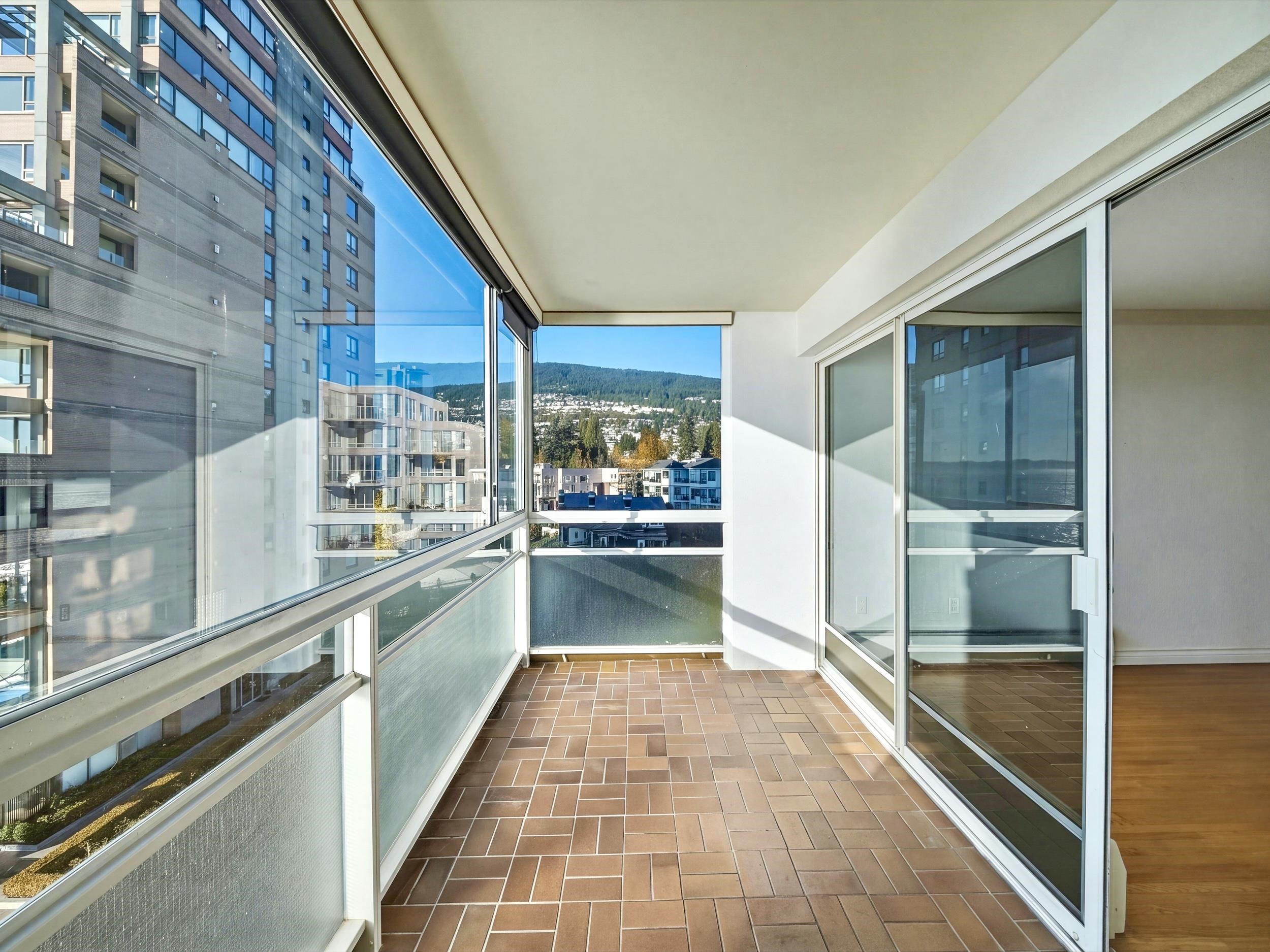 702 2246 BELLEVUE AVENUE