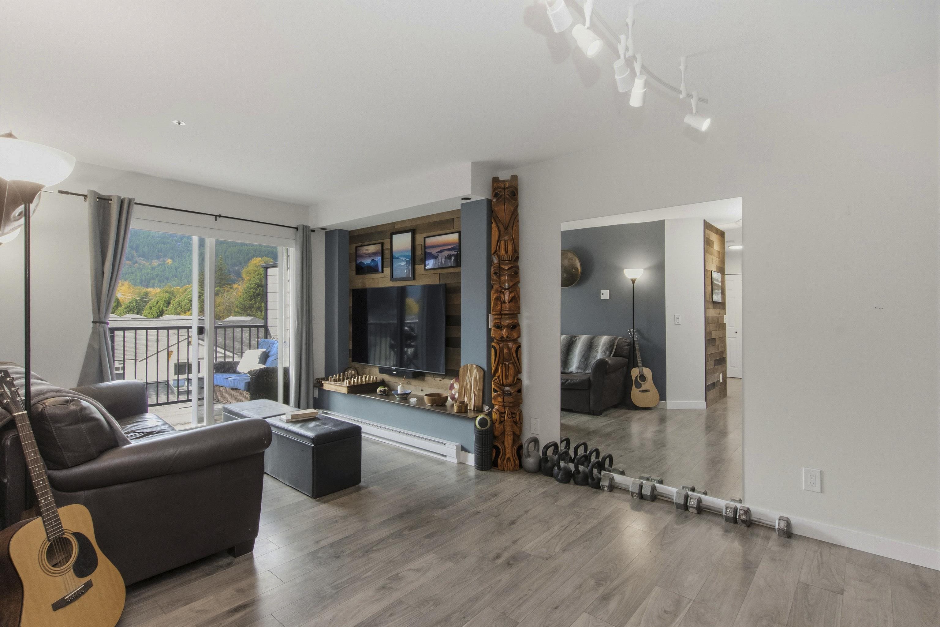 305 41060 WILLOW CRESCENT