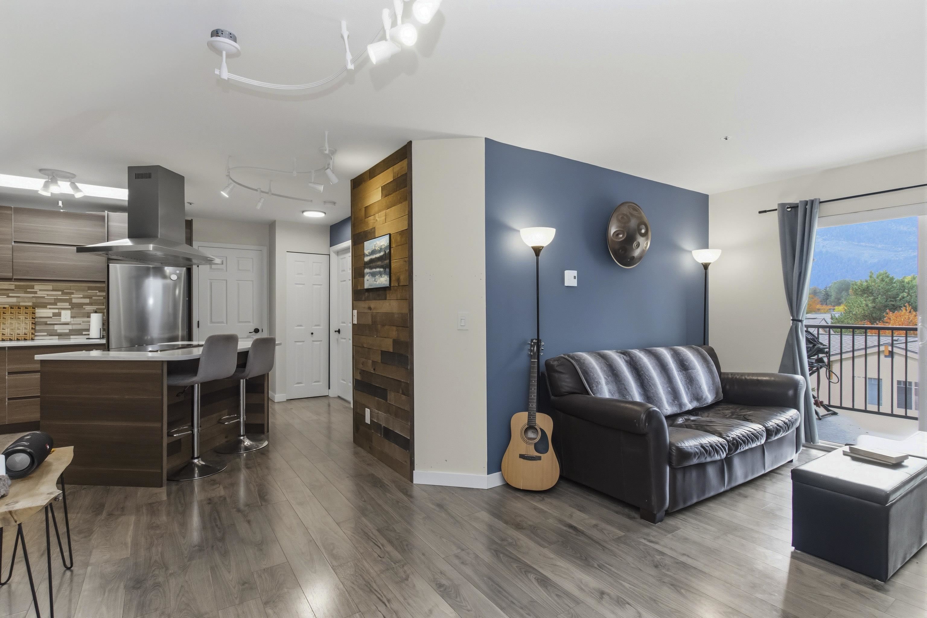 305 41060 WILLOW CRESCENT