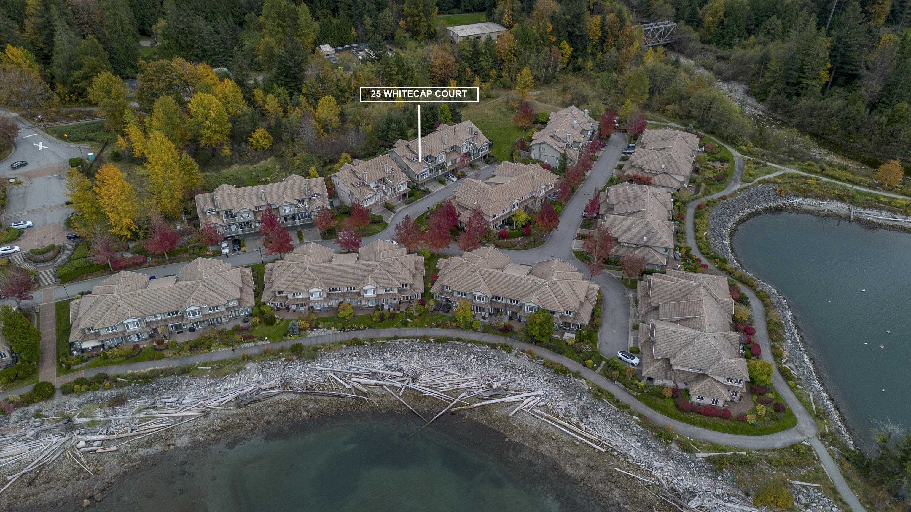 25 WHITECAP COURT