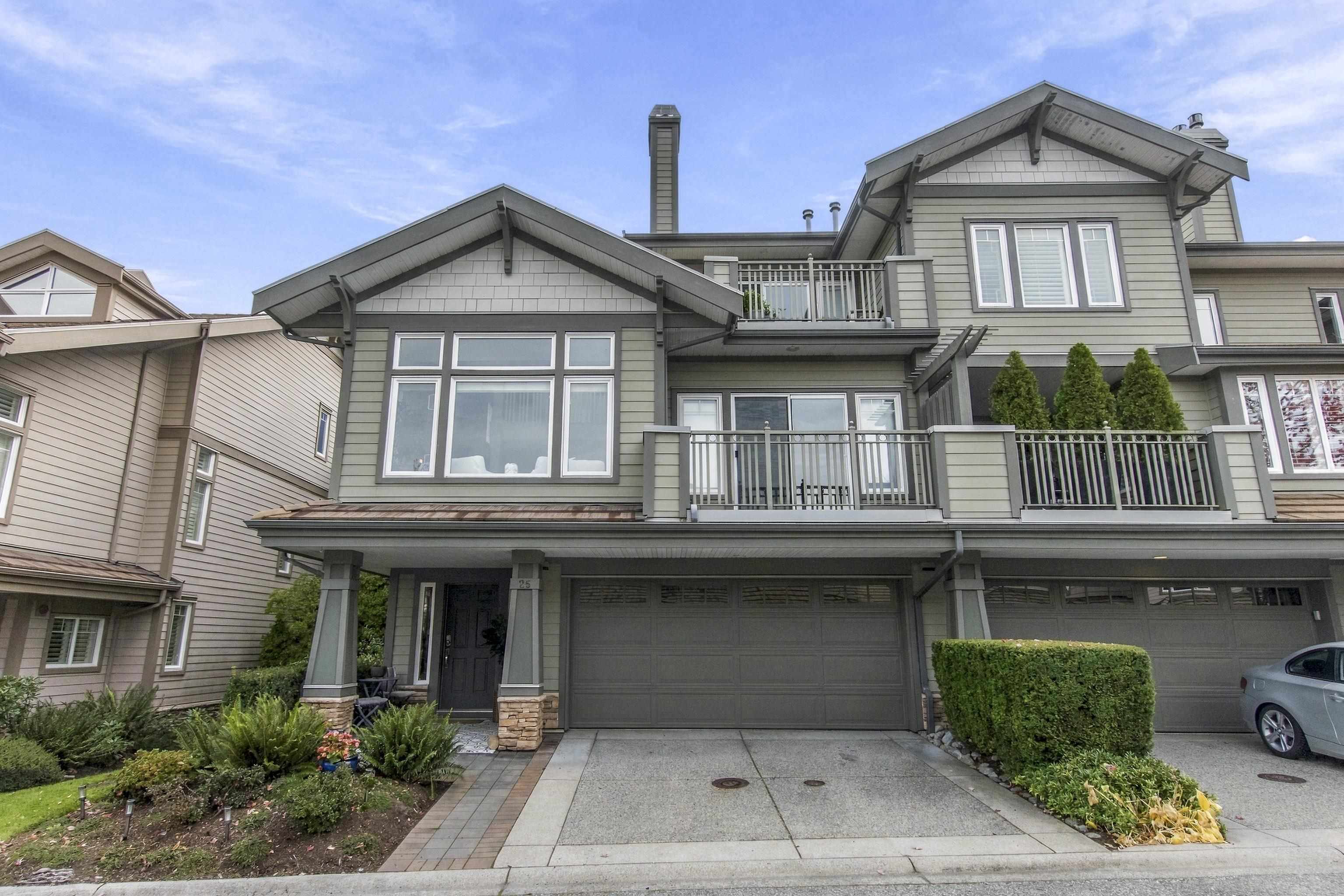 25 WHITECAP COURT