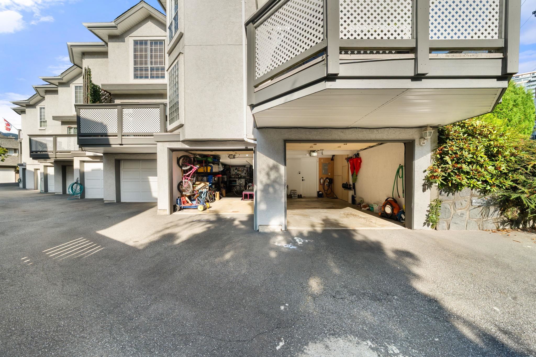 1 224 W 16TH STREET