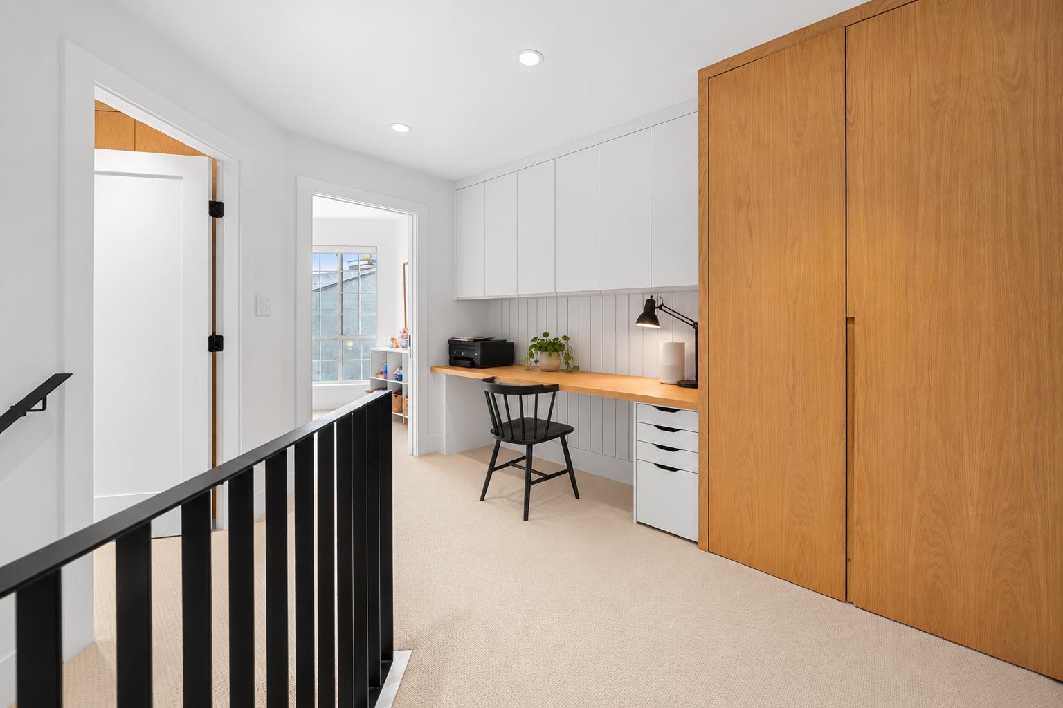 1 224 W 16TH STREET