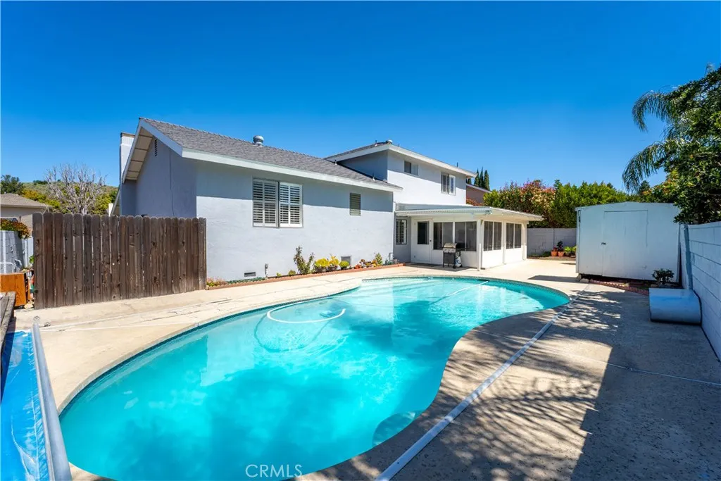 284 Larcom Street