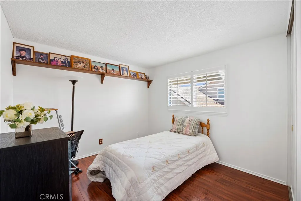284 Larcom Street