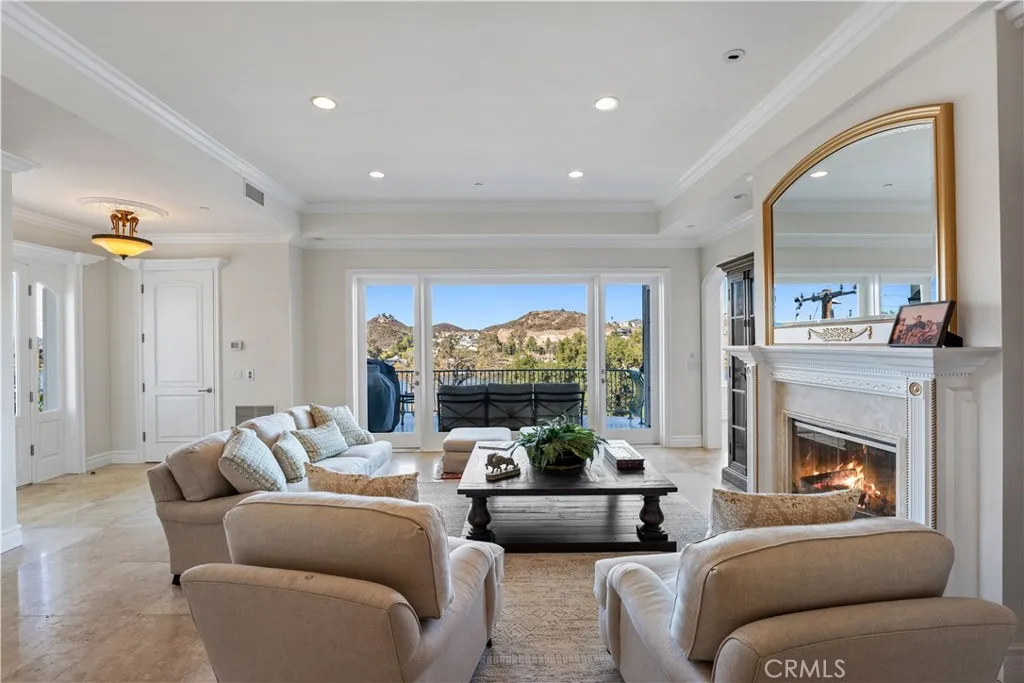 476 Upper Lake Road