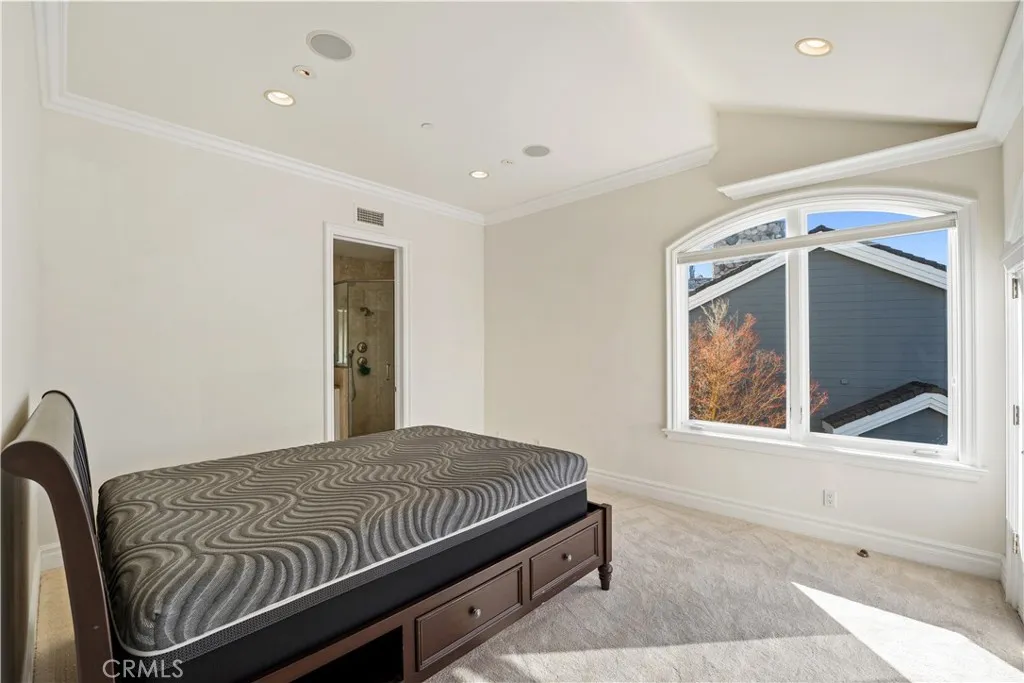 476 Upper Lake Road
