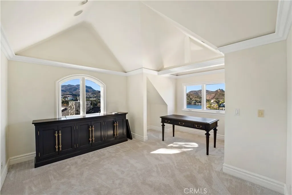 476 Upper Lake Road