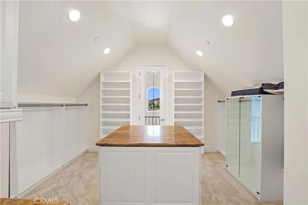 476 Upper Lake Road