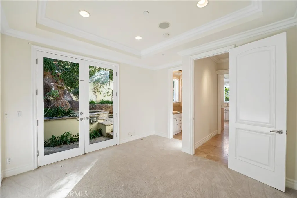 476 Upper Lake Road