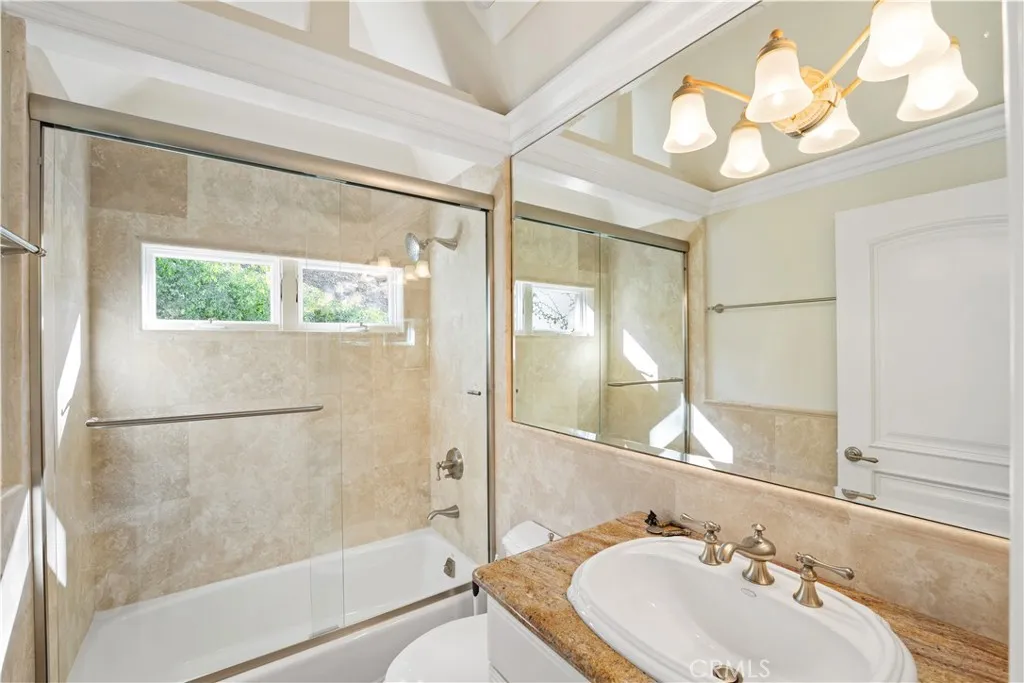 476 Upper Lake Road