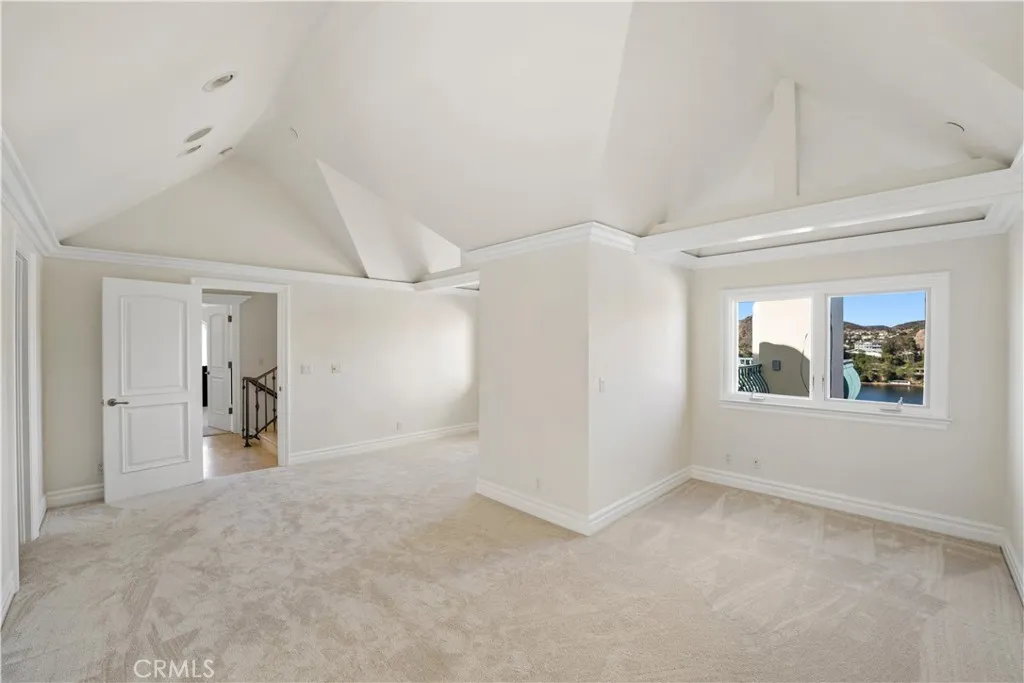 476 Upper Lake Road