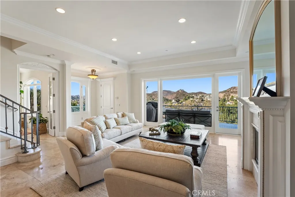 476 Upper Lake Road