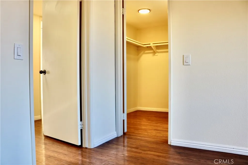 1151 Pine Unit: B