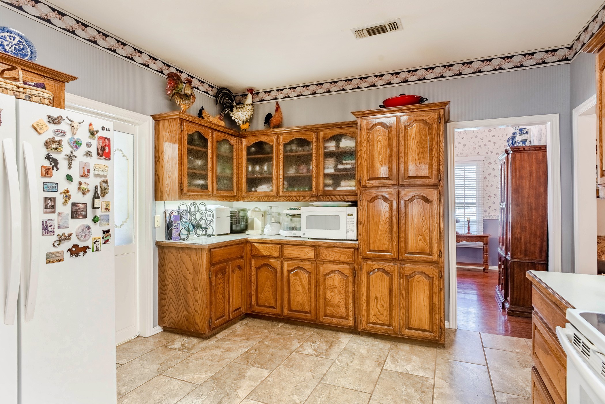 9216 Hiddenview Lane