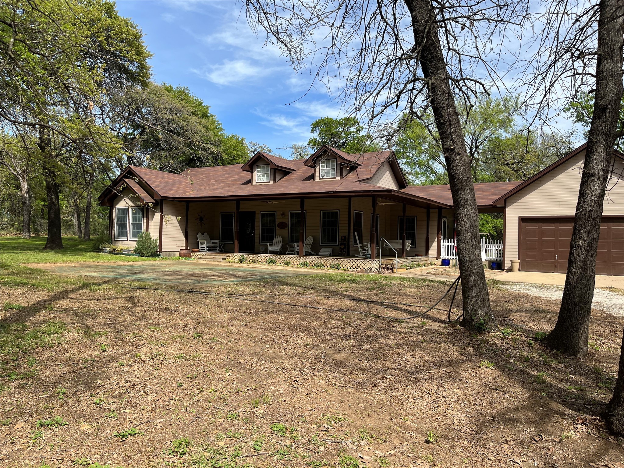 9216 Hiddenview Lane