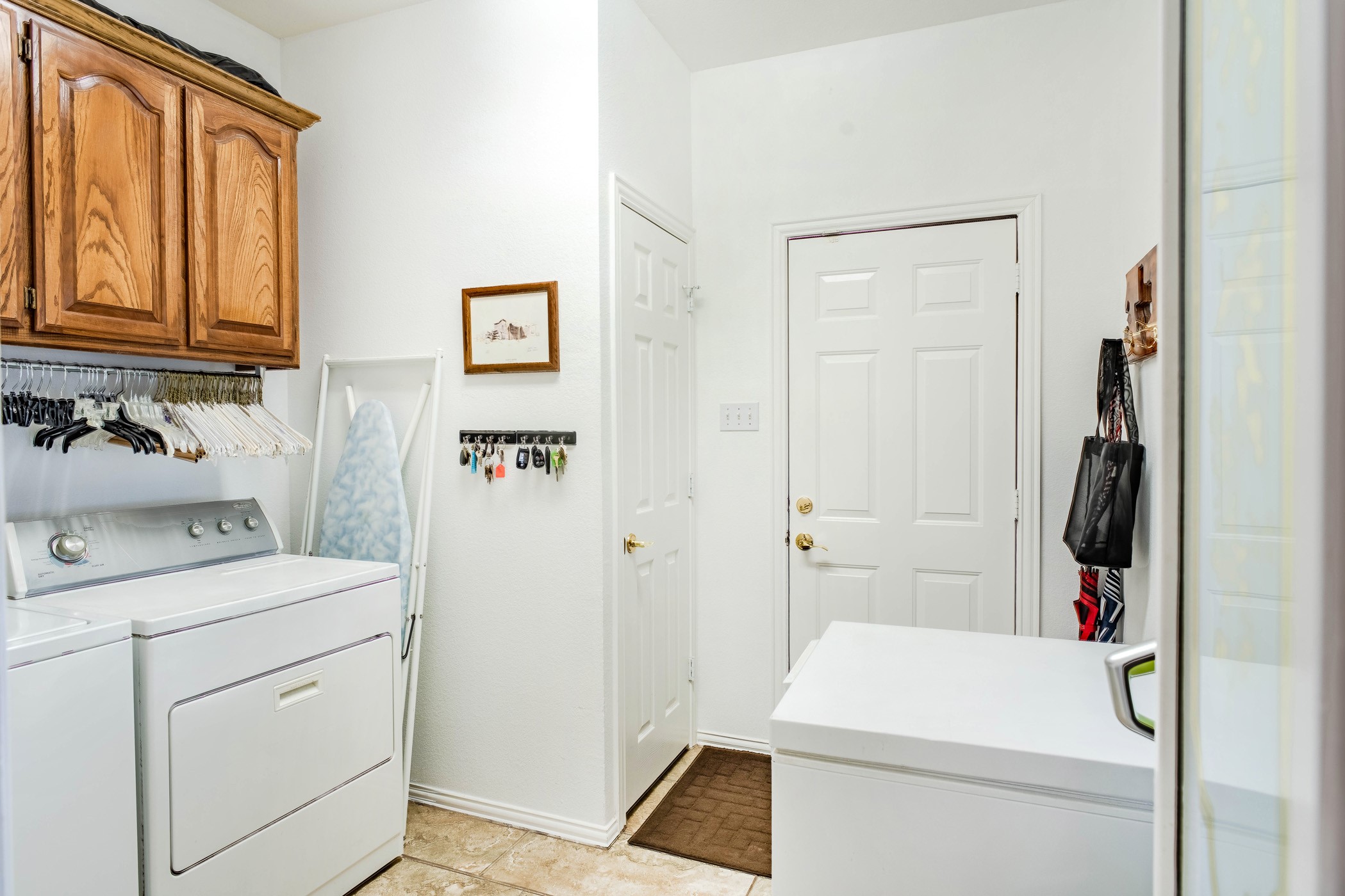 9216 Hiddenview Lane