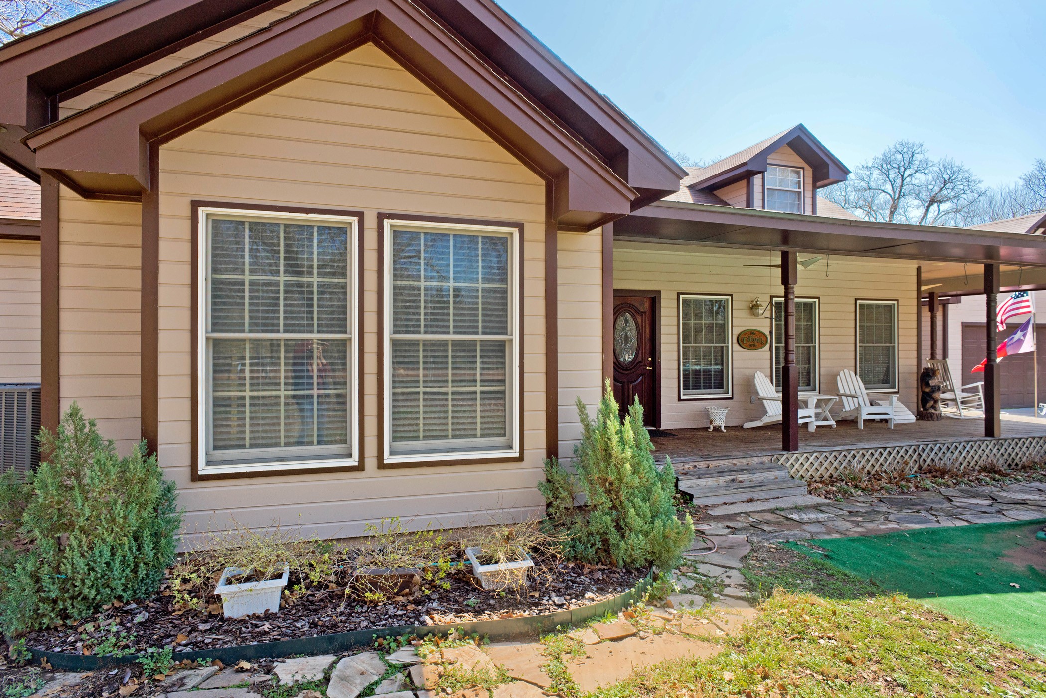 9216 Hiddenview Lane