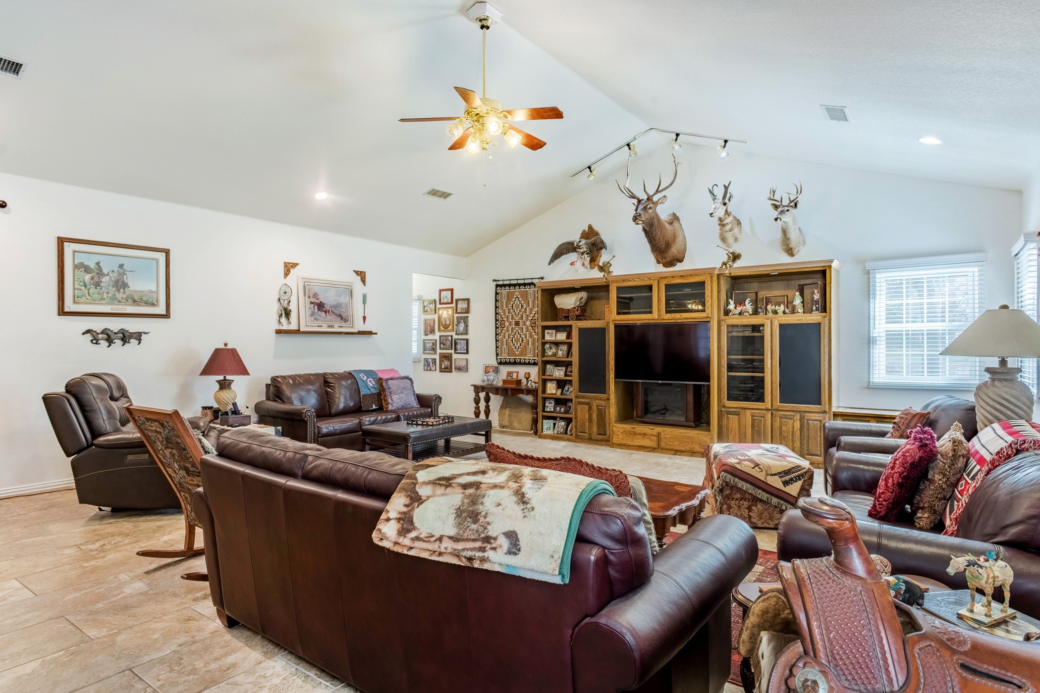 9216 Hiddenview Lane