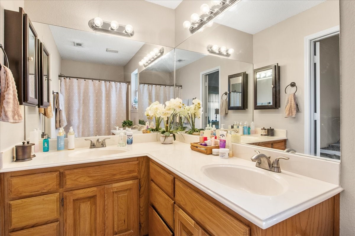 541 Pleasant Valley Drive