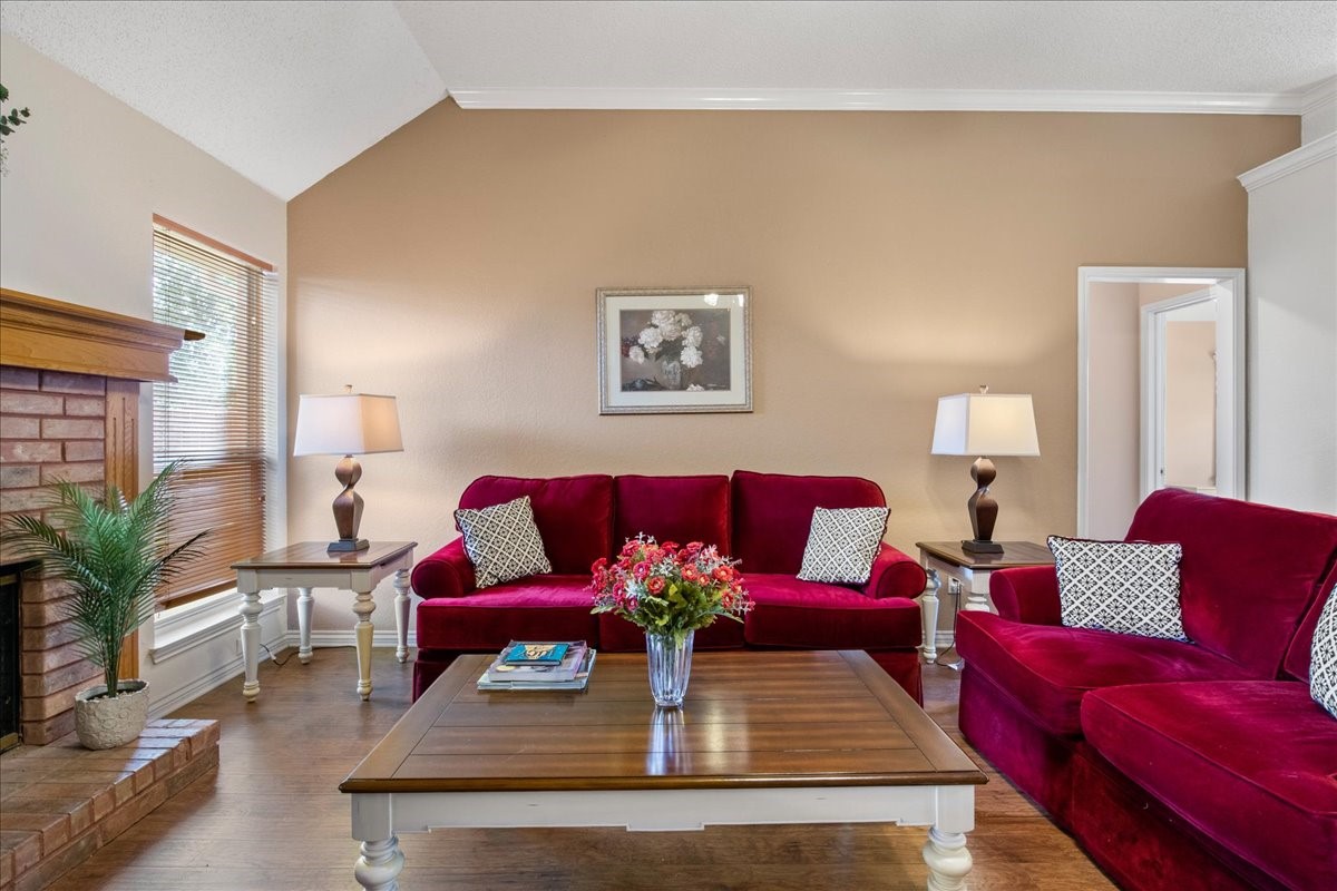 541 Pleasant Valley Drive