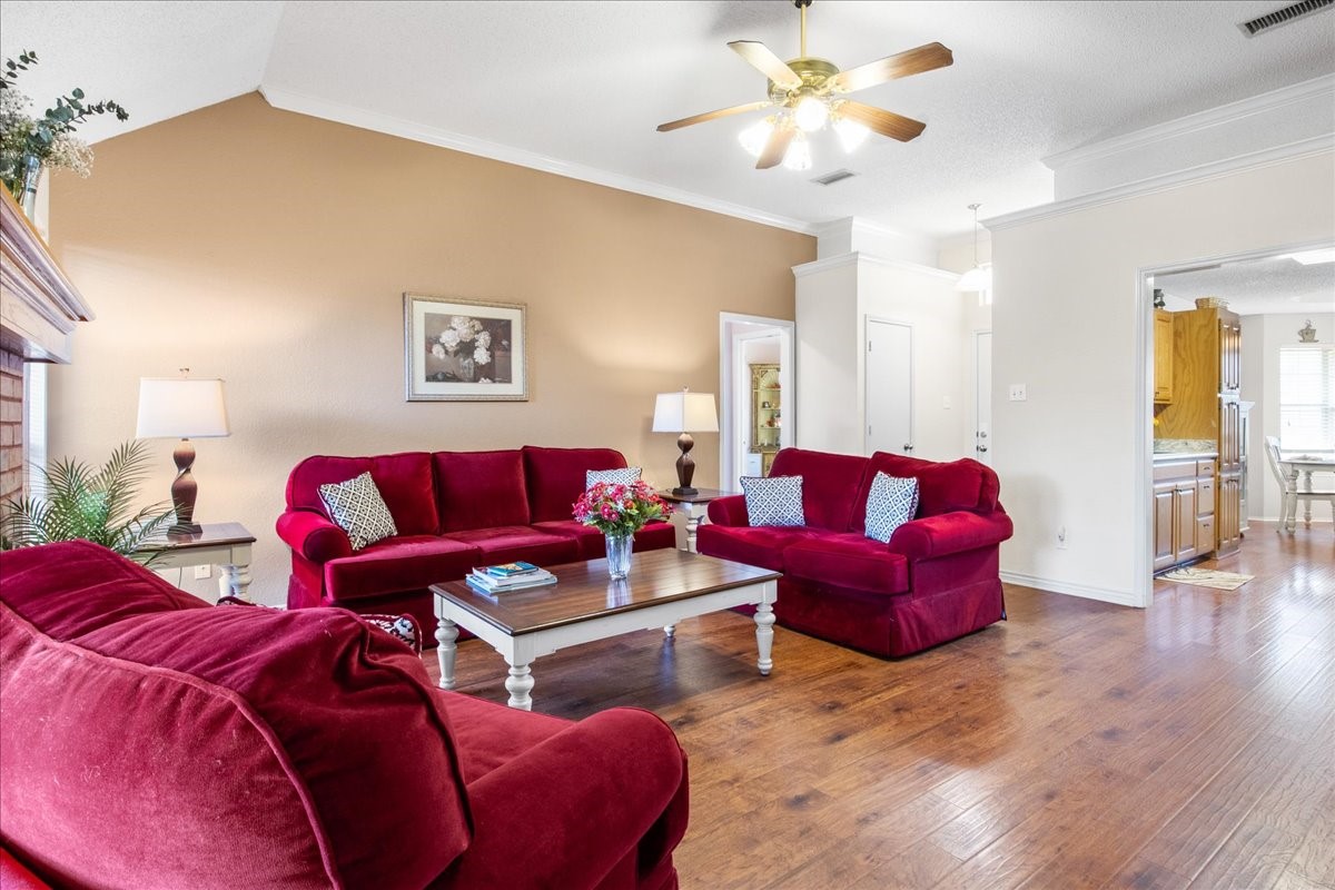 541 Pleasant Valley Drive