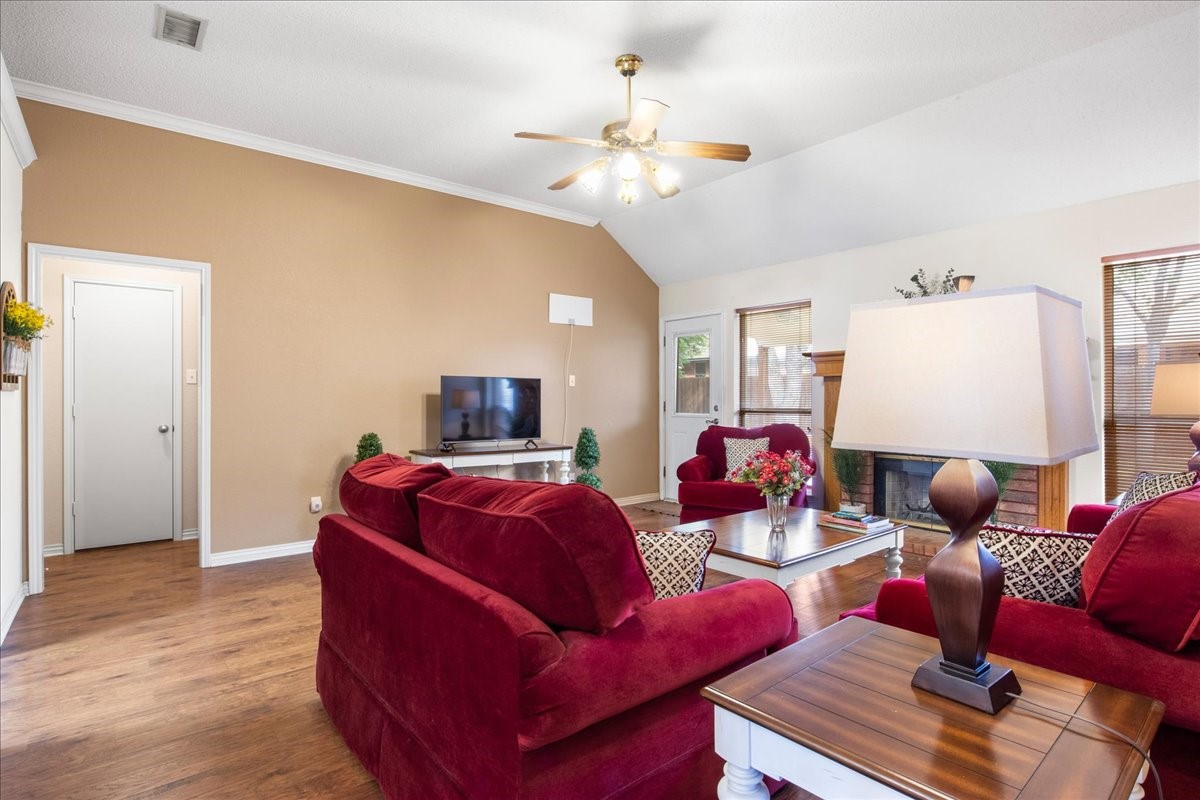 541 Pleasant Valley Drive