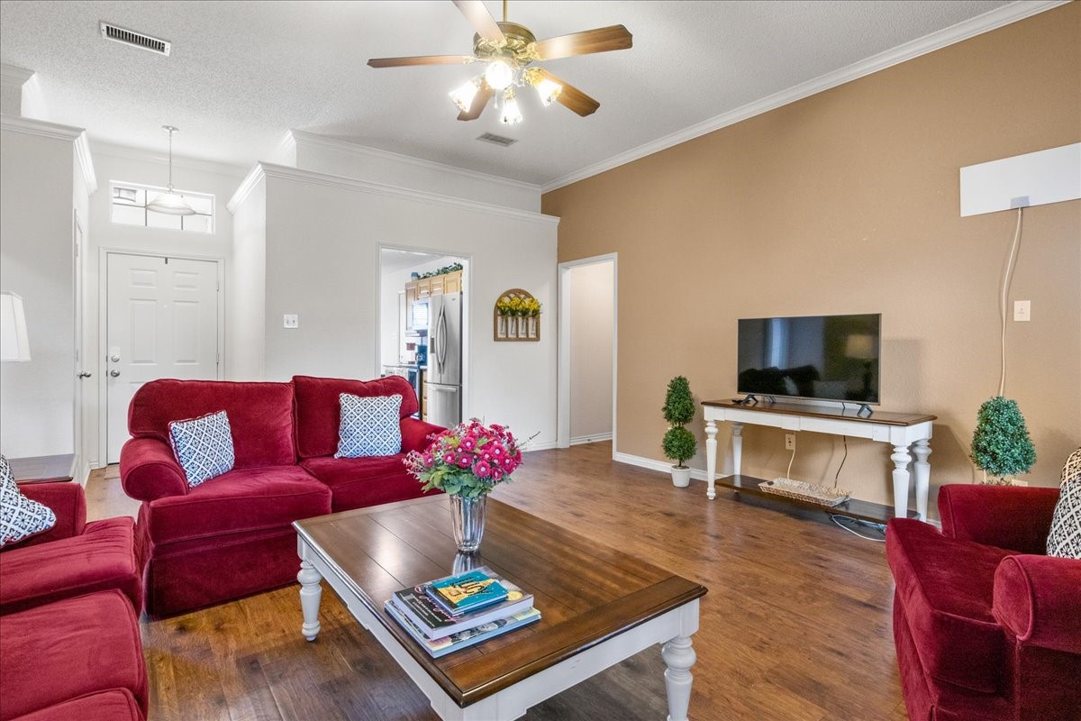 541 Pleasant Valley Drive