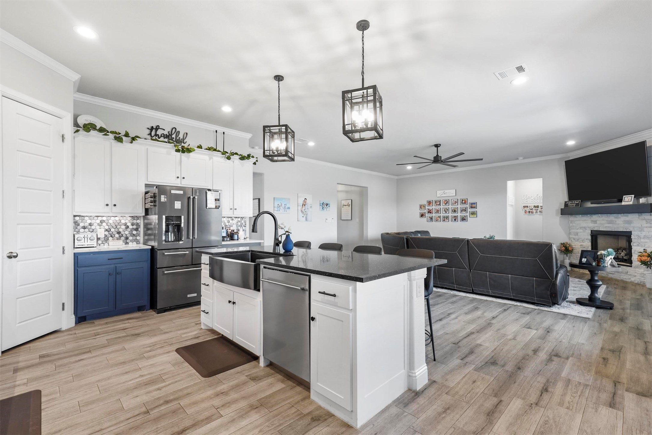 1337 Crown Valley Drive