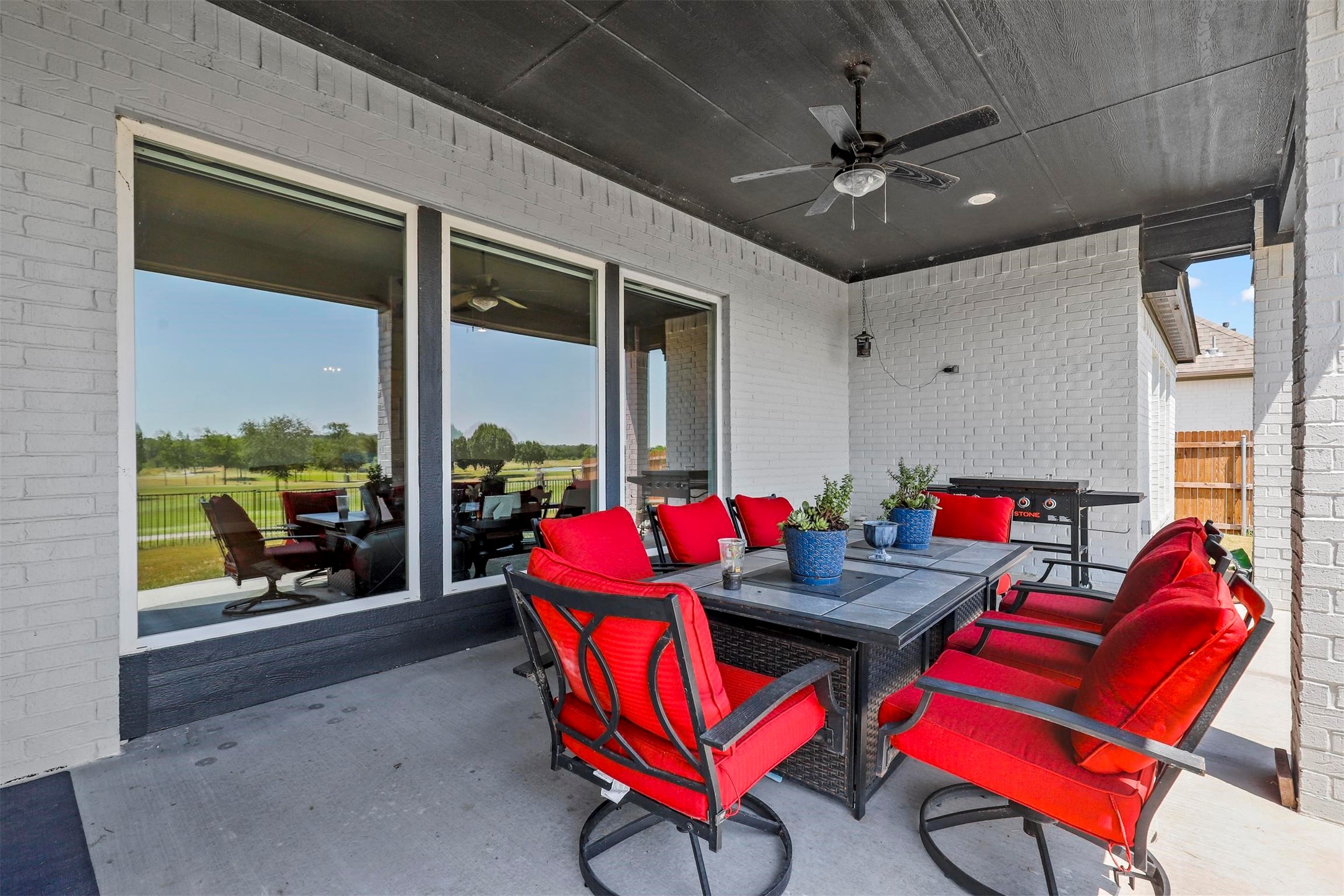 1337 Crown Valley Drive