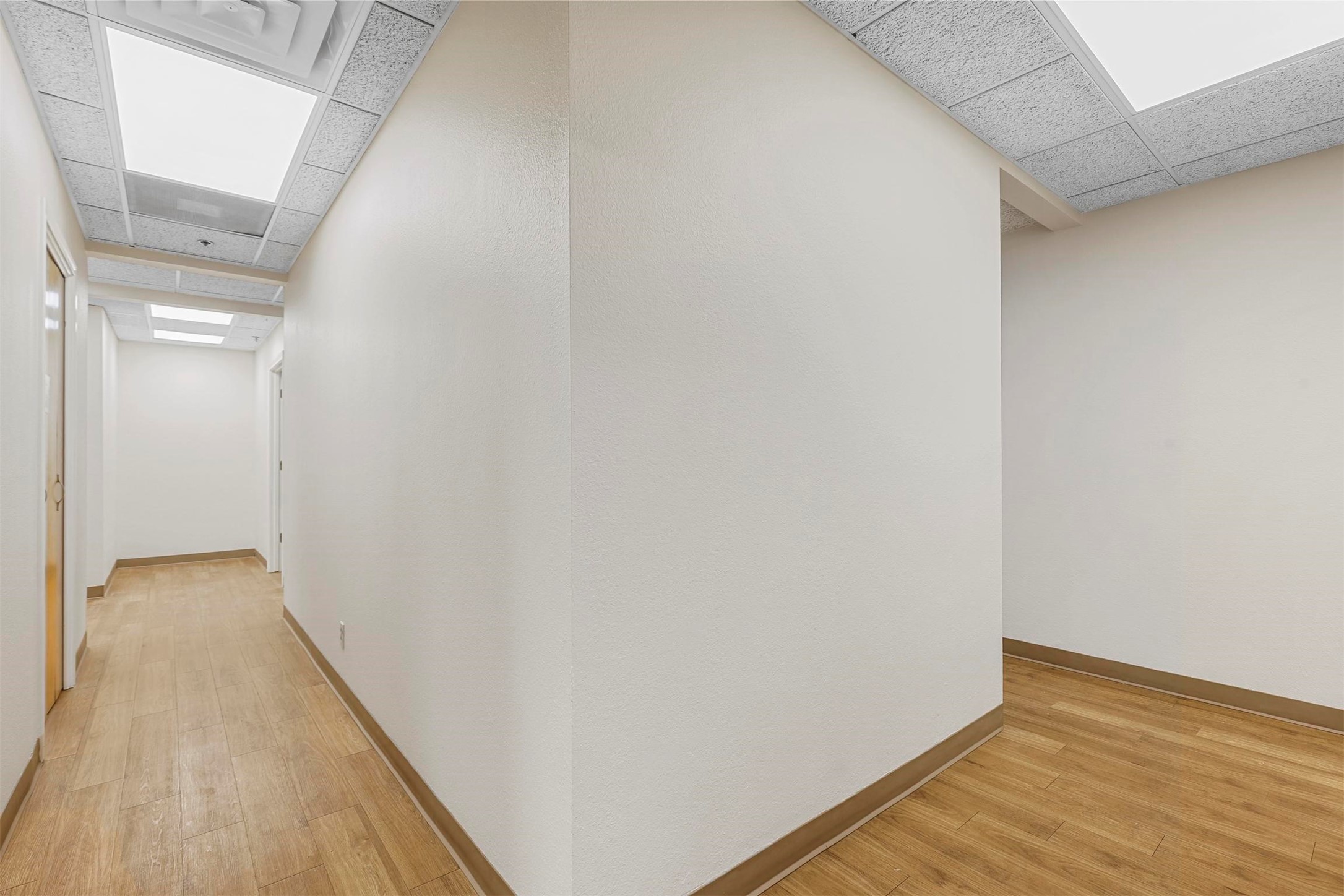 11801 South Freeway Unit: 334