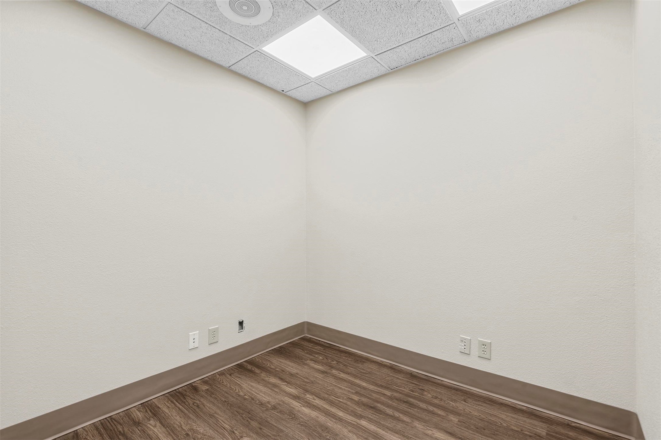 11801 South Freeway Unit: 334