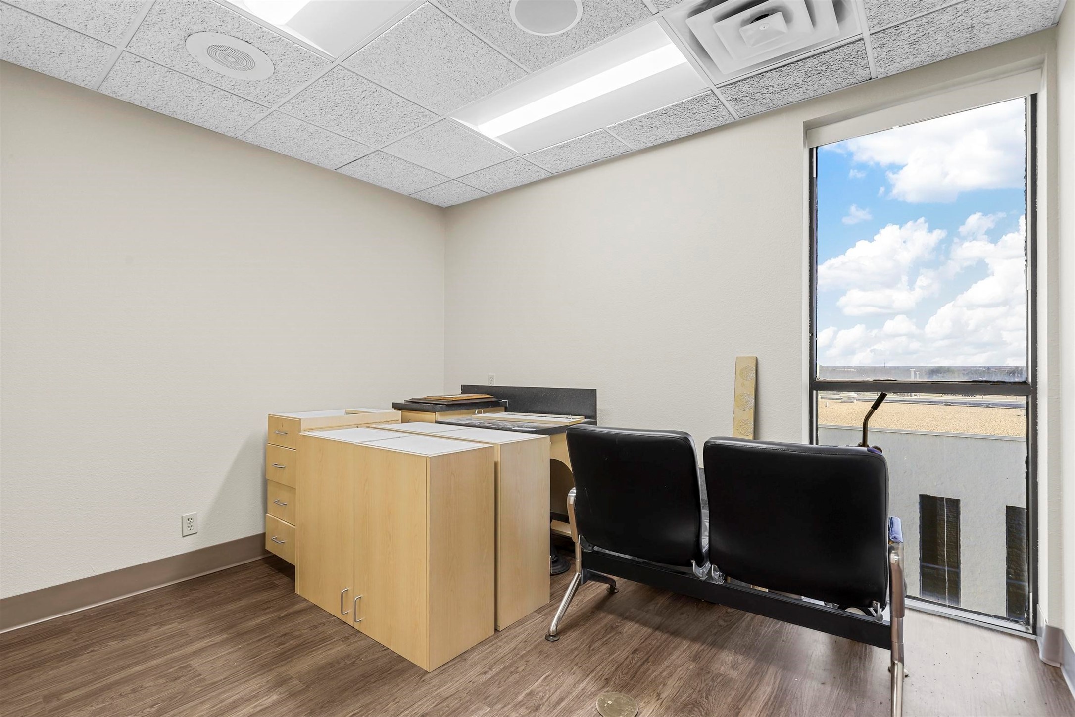 11801 South Freeway Unit: 334