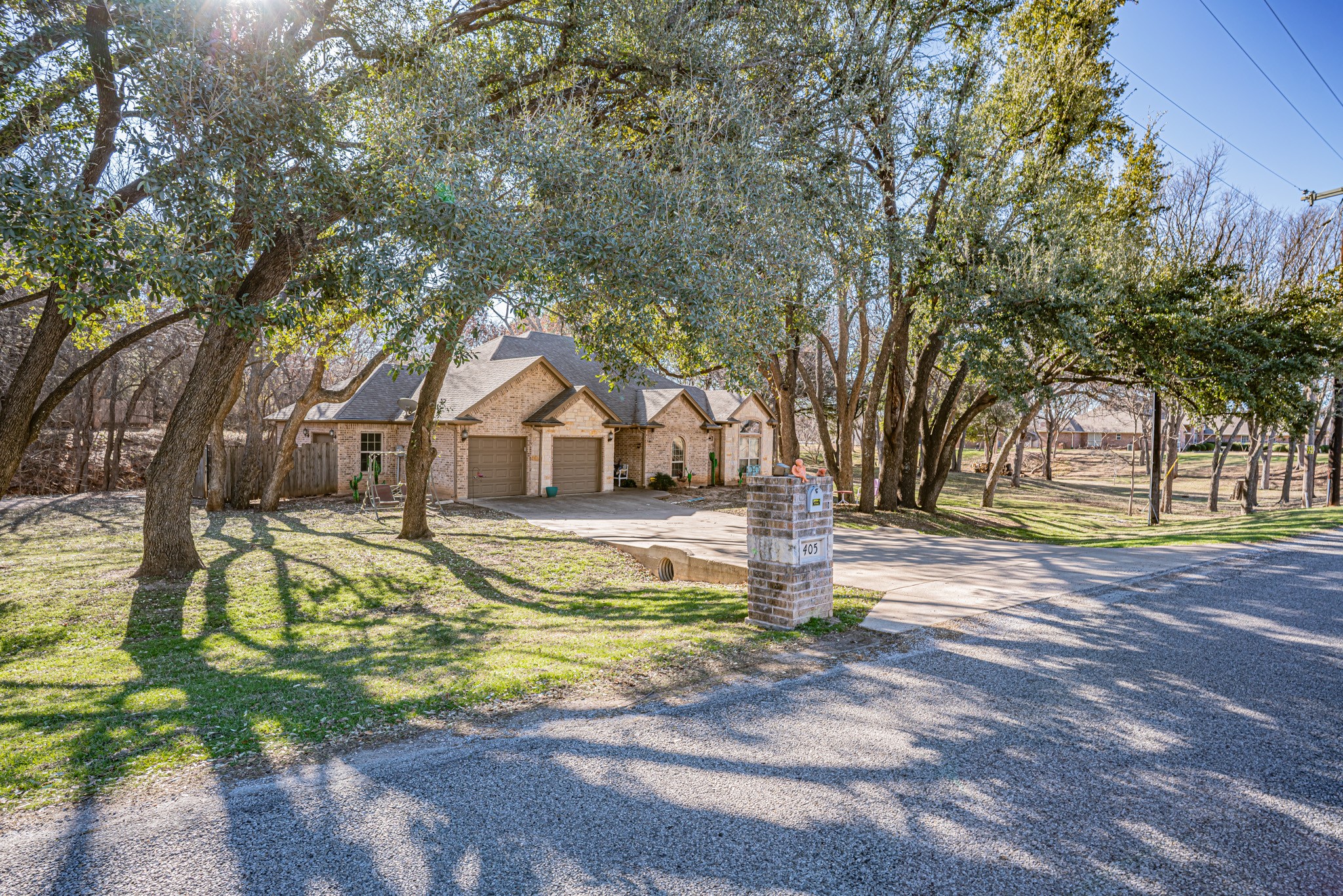 405 Aqua Vista Drive
