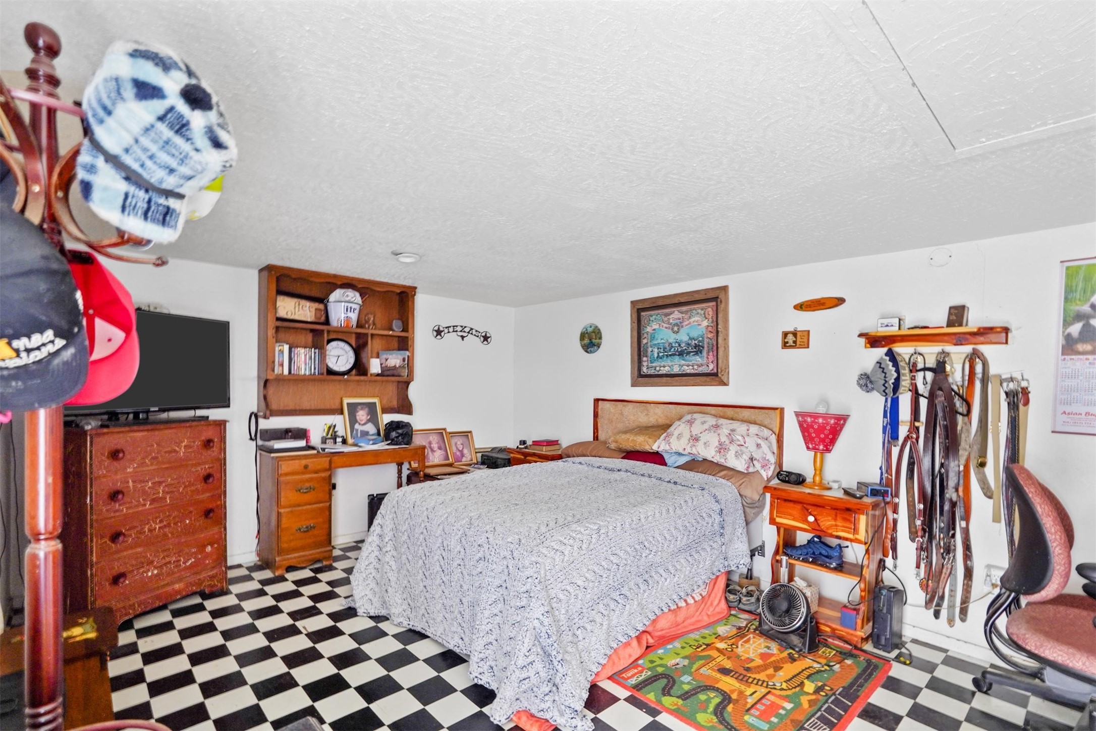 4008 County Road 1018