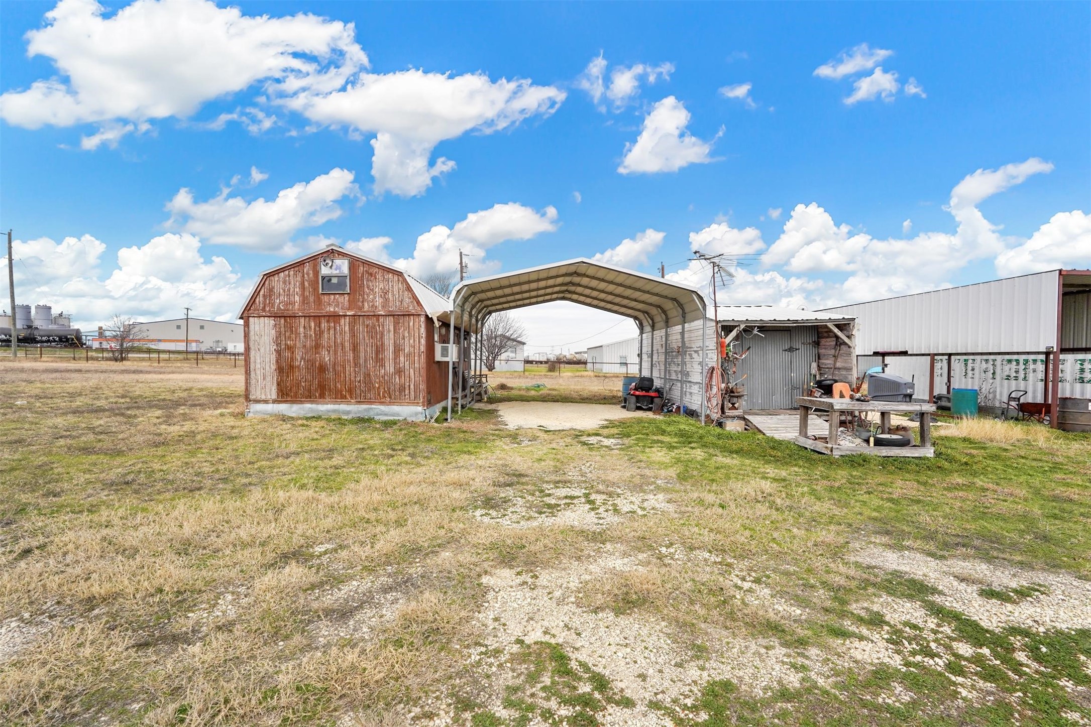 4008 County Road 1018