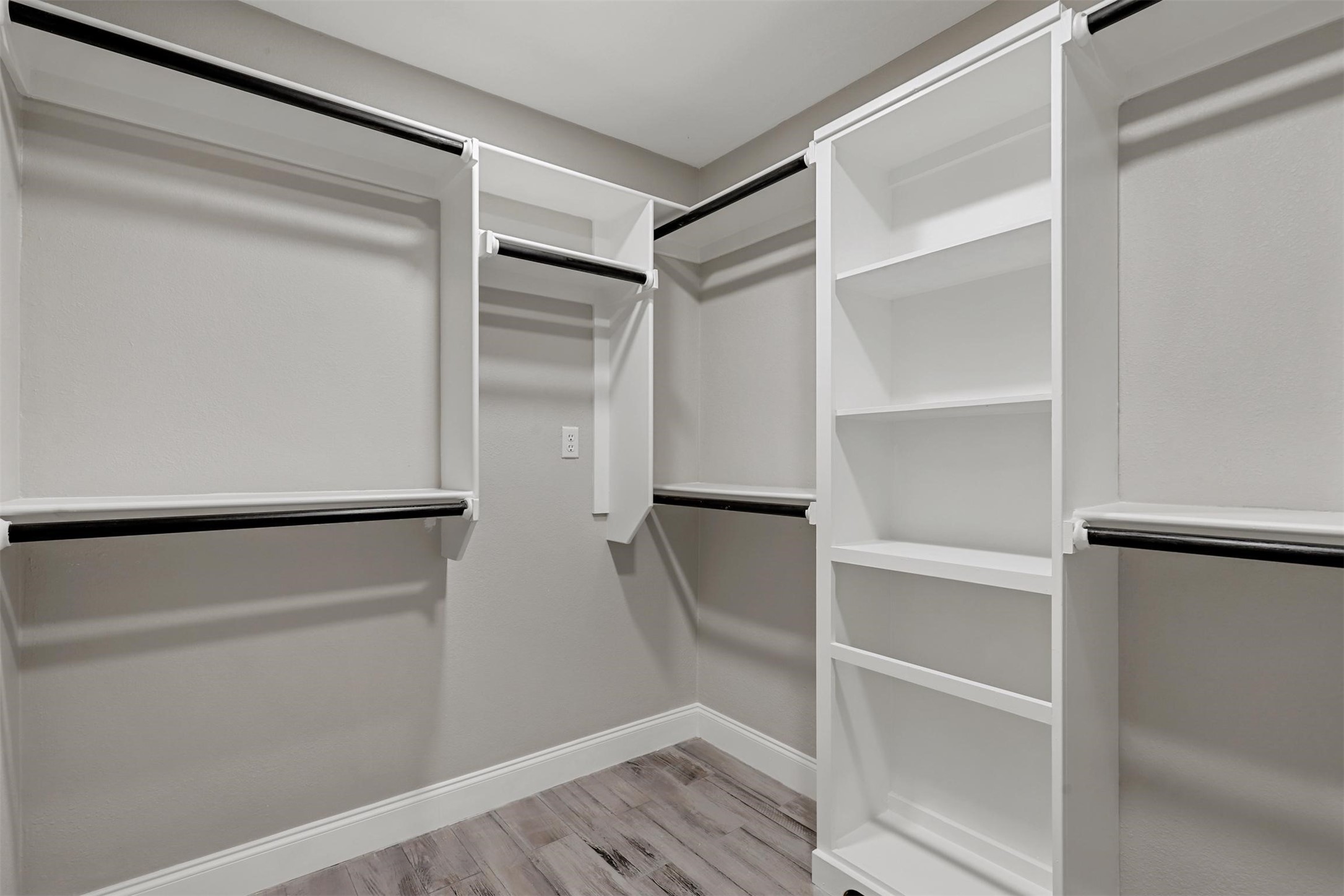 2608 Emerald Forest Drive