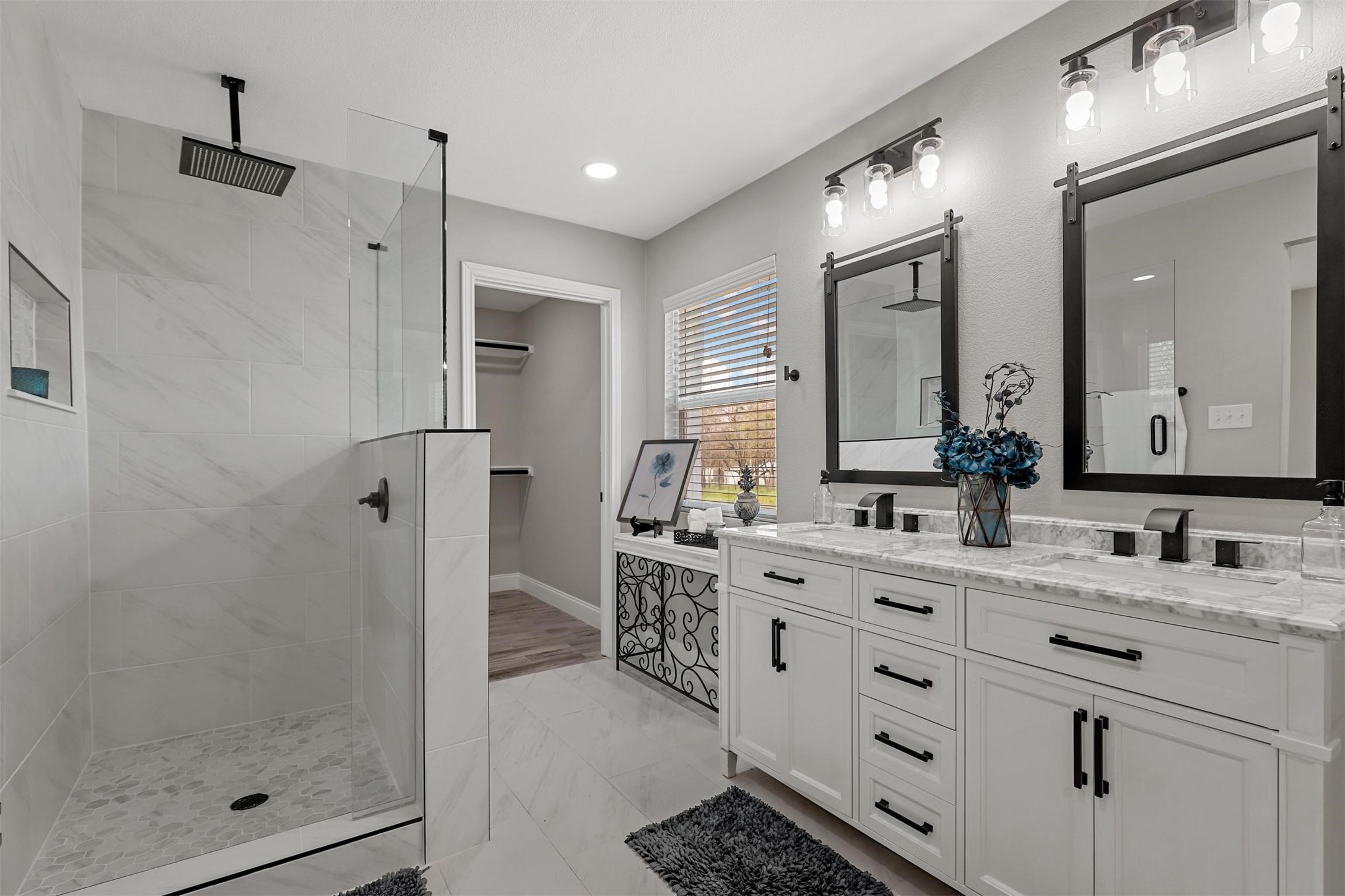 2608 Emerald Forest Drive