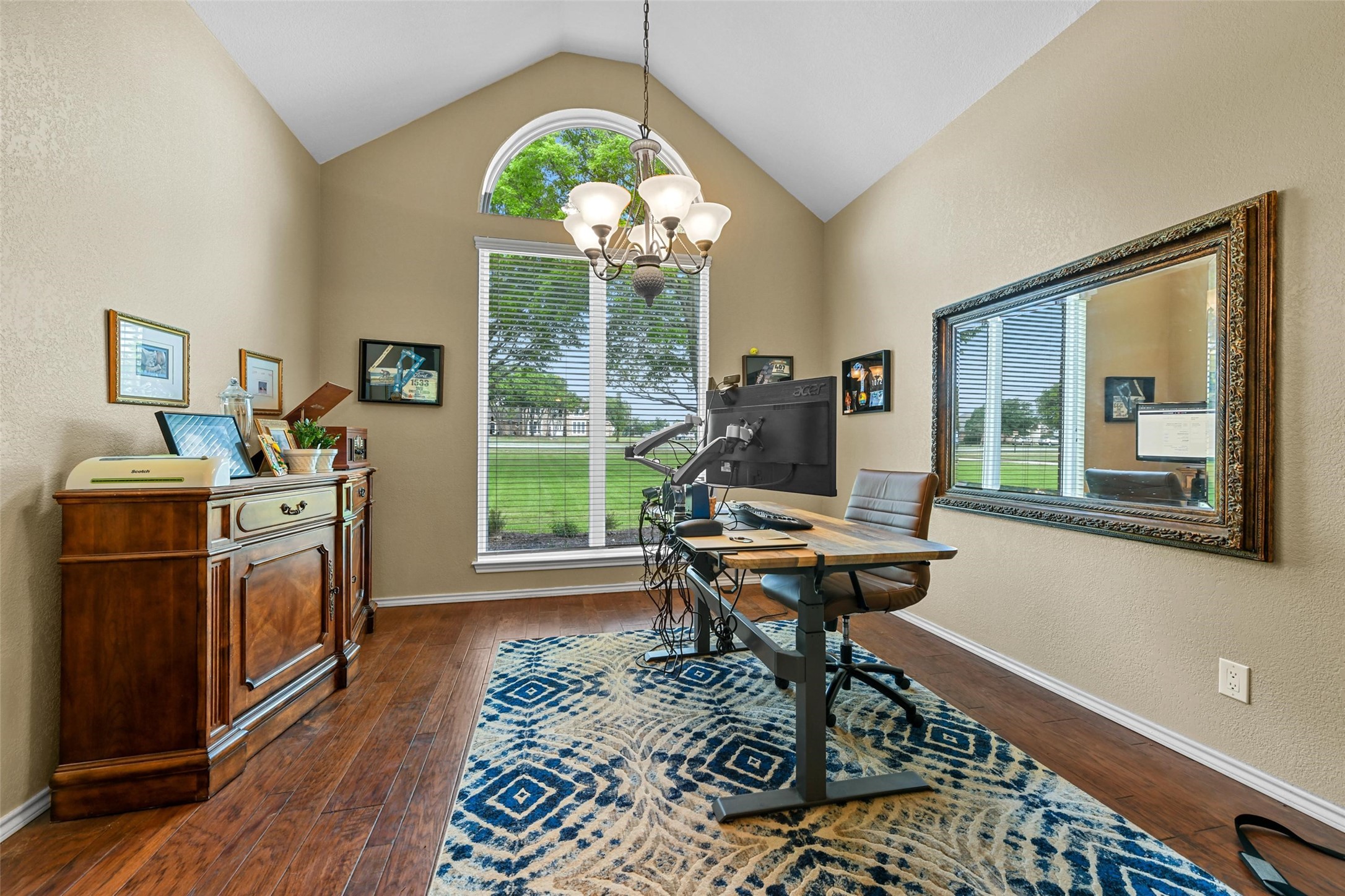 1100 W Cleburne Road
