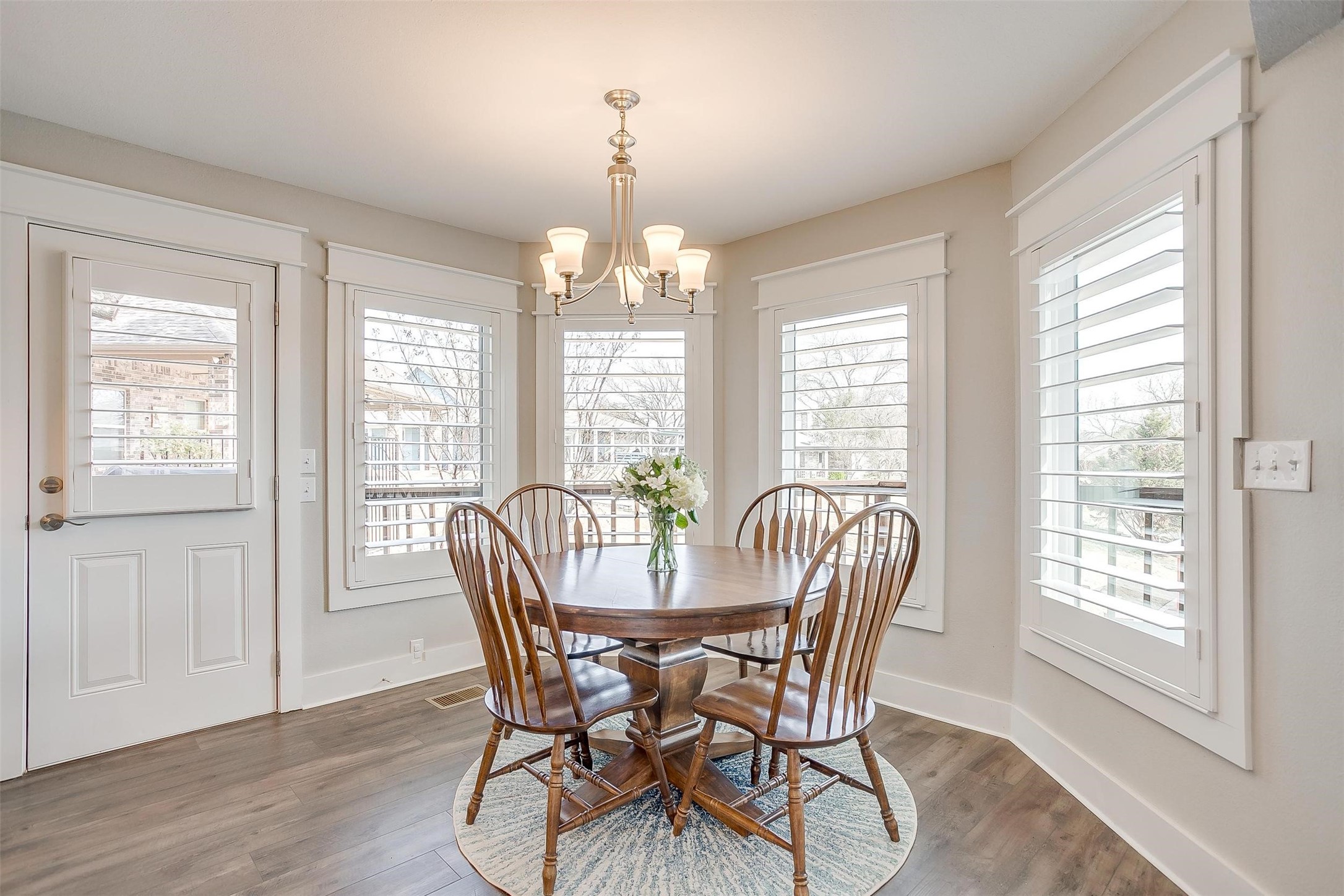 4045 Dakota Trail