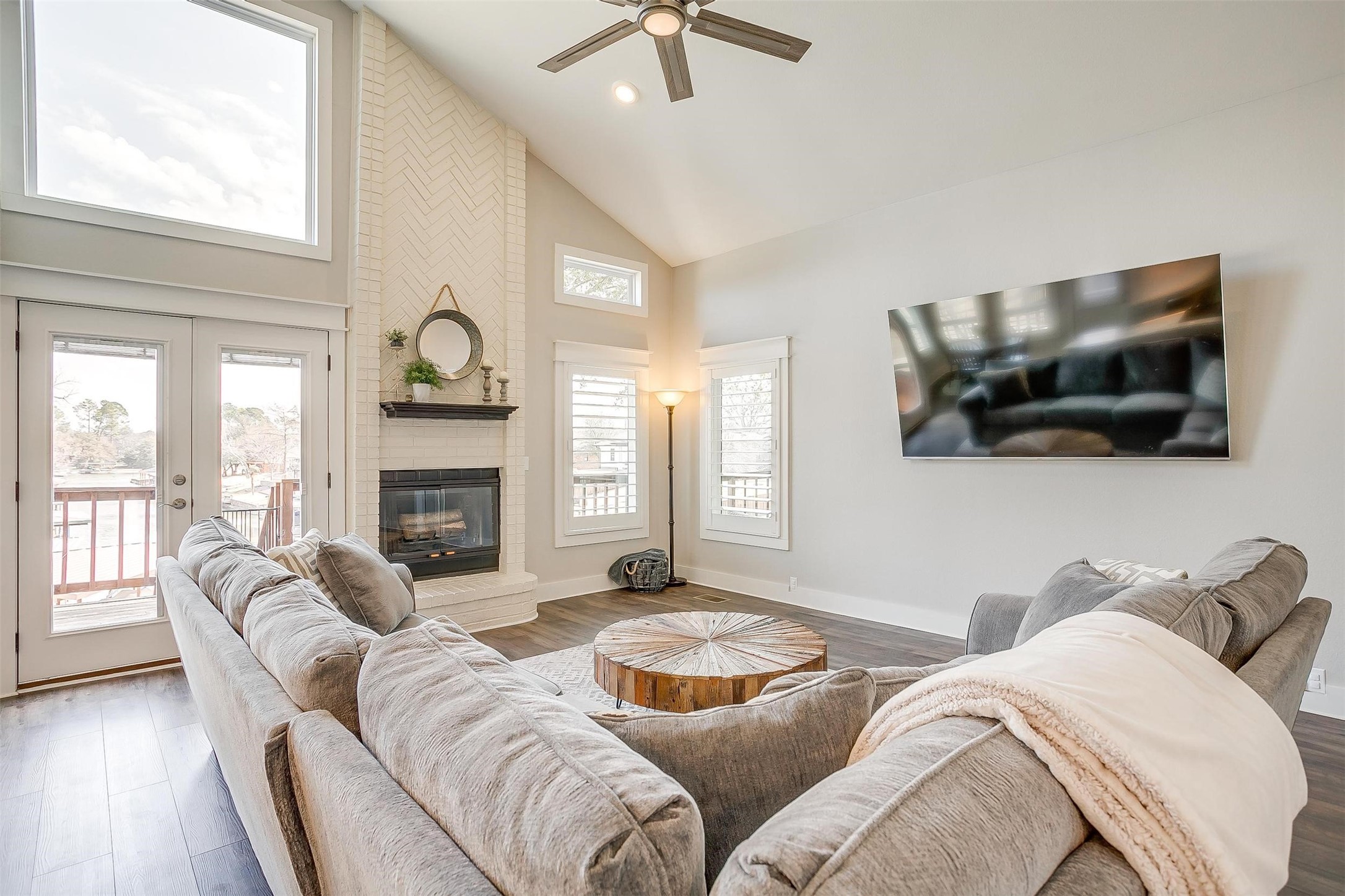 4045 Dakota Trail