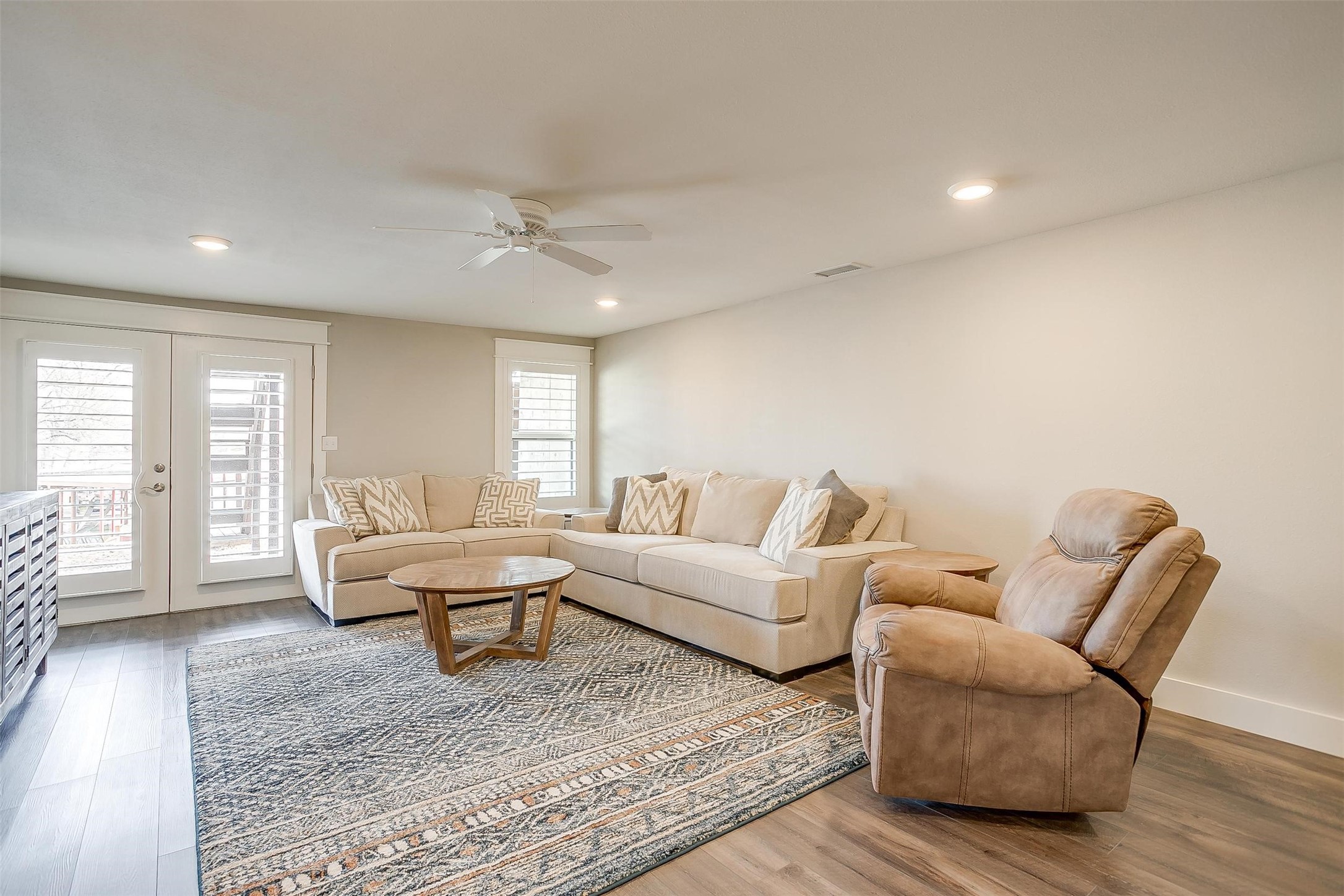 4045 Dakota Trail